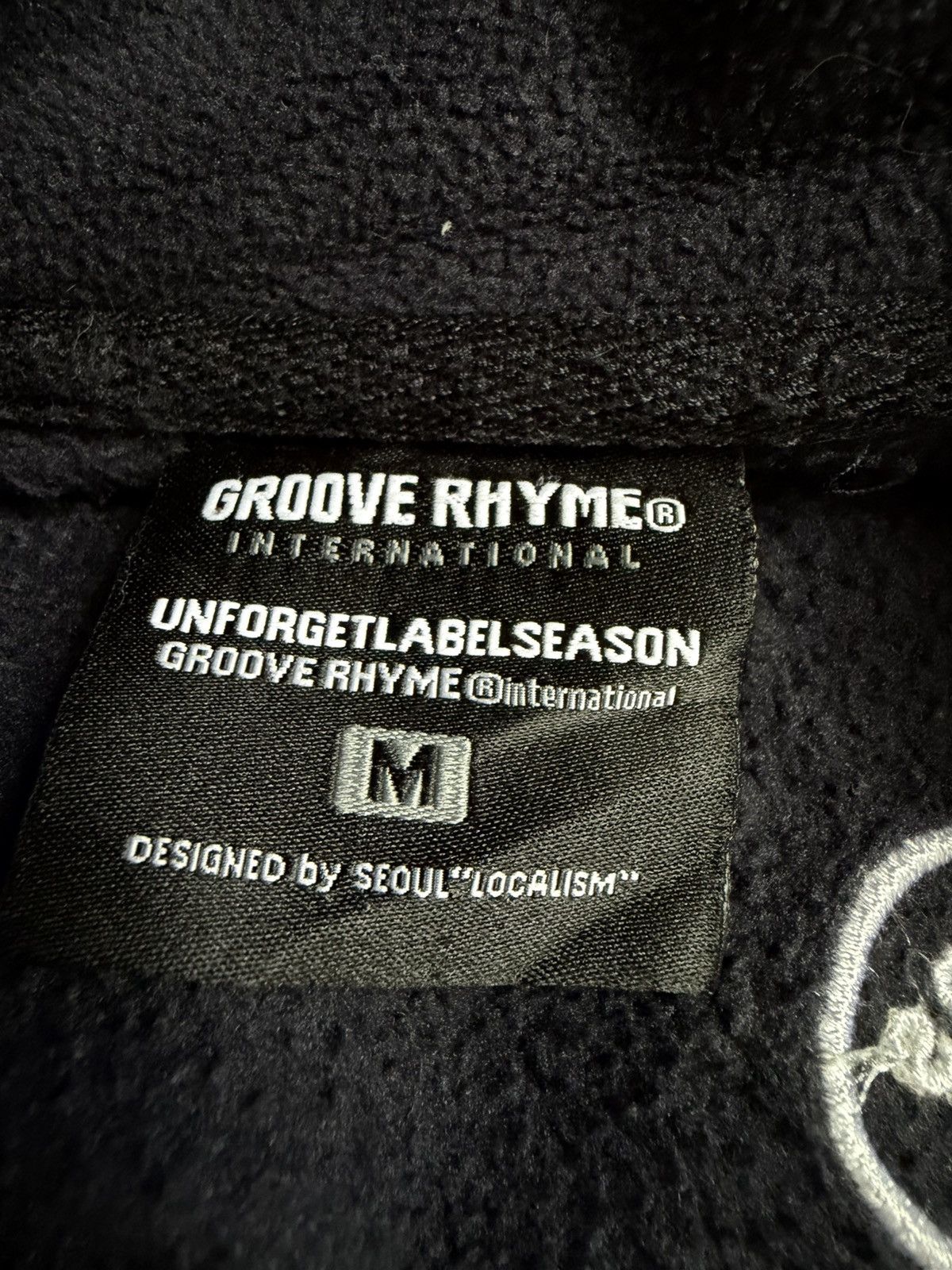 Japanese Brand Vintage Groove Rhyme International Big Logo Sweatshirt Size US L / EU 52-54 / 3 - 9 Thumbnail