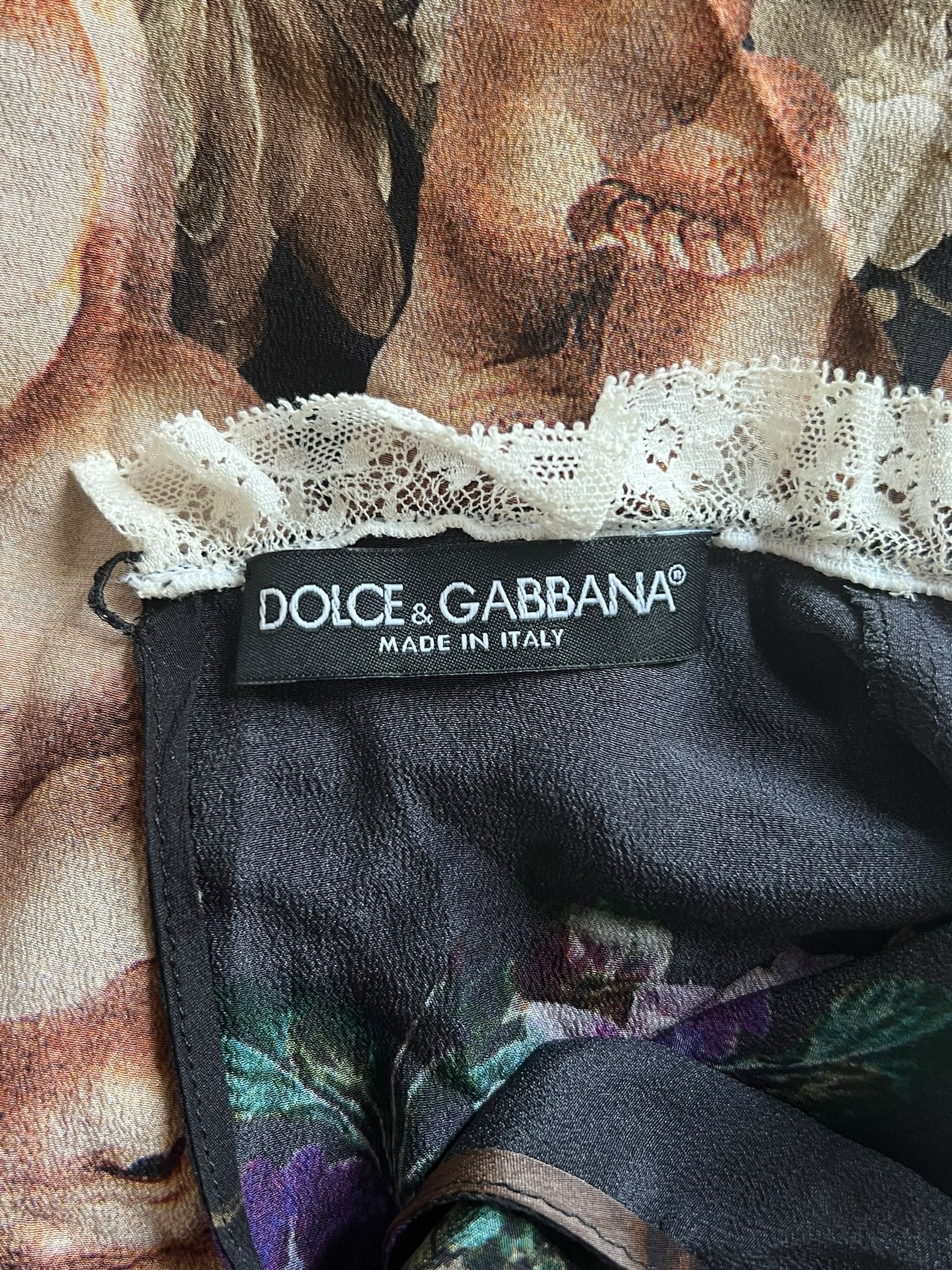 Dolce & Gabbana Dolce & Gabbana 2012 Cherubin & Floral Silk Blouse. Size M / US 6-8 / IT 42-44 - 4 Thumbnail