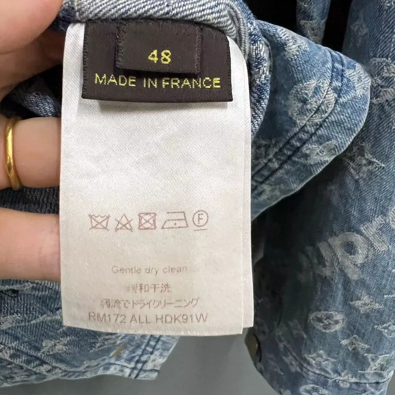 Louis Vuitton Louis Vuitton Denim jacket with presbyopic logo jacket Size US M / EU 48-50 / 2 - 4 Thumbnail