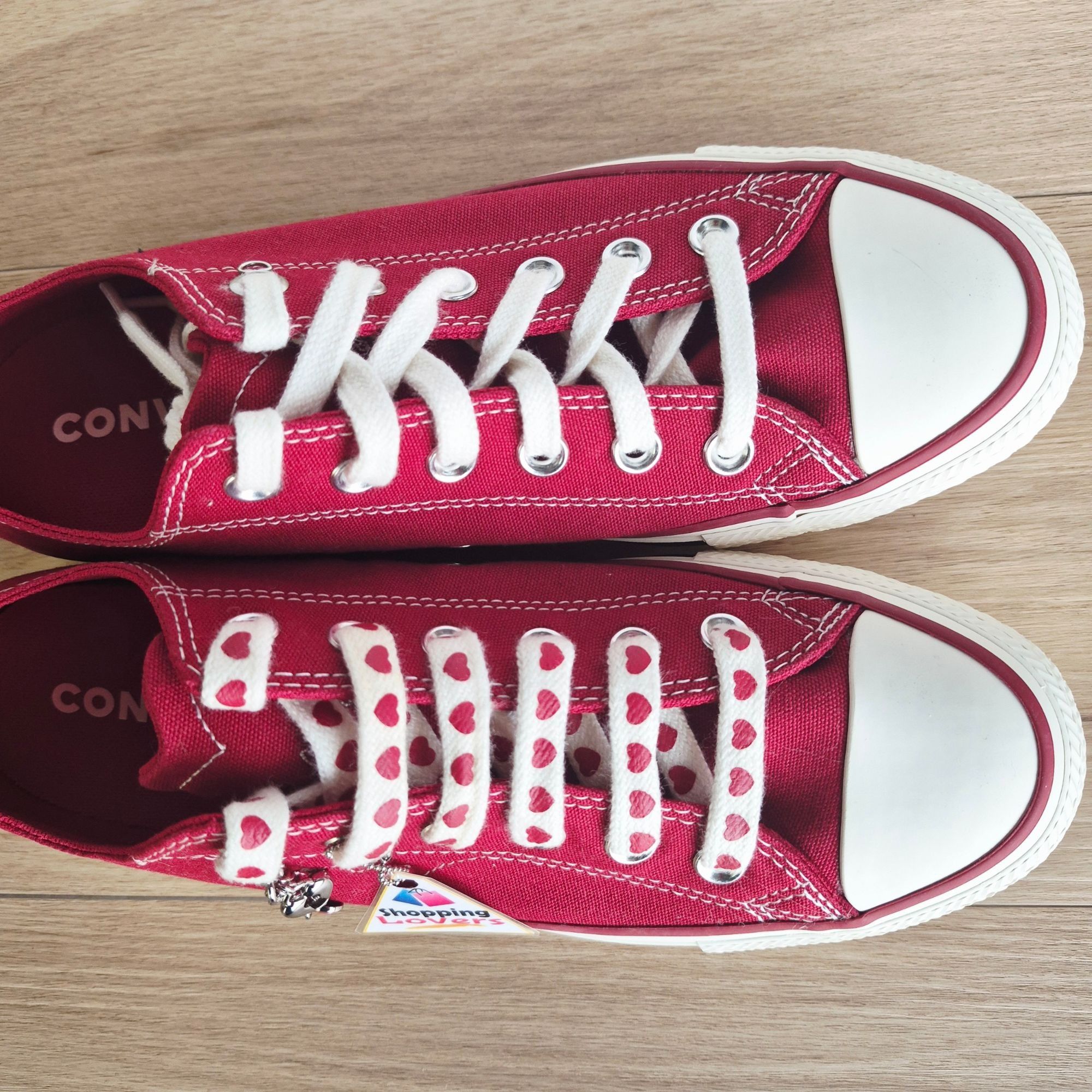 Converse ⭐Converse Chuck Taylor Valentine's Day Low 9.5 Womens shoes Size US 9.5 / IT 39.5 - 10 Thumbnail