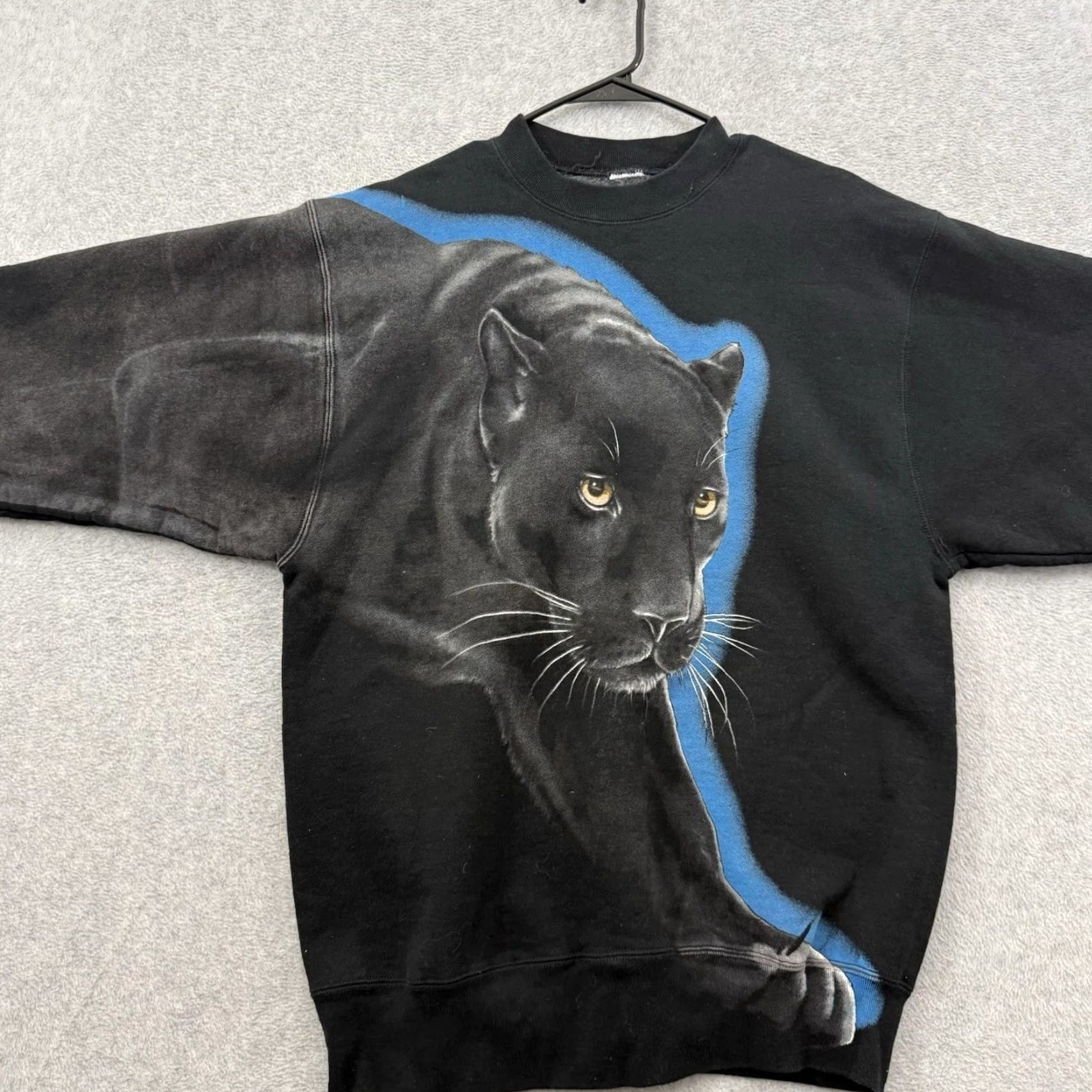 Vintage VINTAGE Black Panther Sweatshirt Mens M Pullover Crew Neck Graphic Print 90s RADICAL NATURE Black Panther Sweatshirt Mens M 90s Graphic Print Size US M / EU 48-50 / 2 - 4 Thumbnail