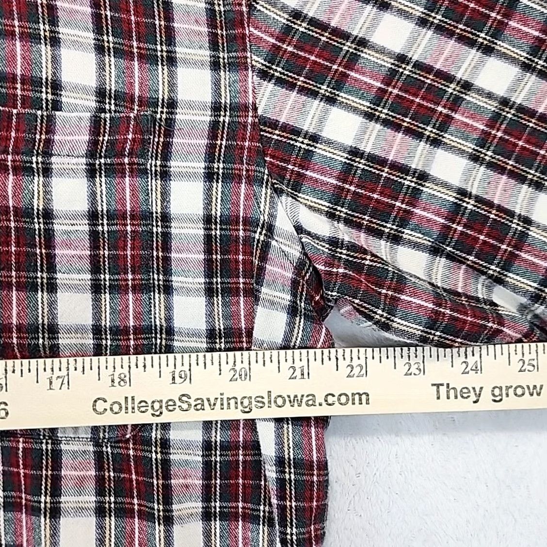 Vintage Cabela’s Christmas Red Green Plaid Flannel Men Sz M Button Down Holiday Shirt Size US M / EU 48-50 / 2 - 5 Thumbnail