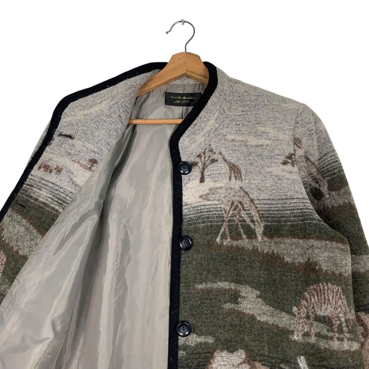 Vintage Vintage 90's Animal Graphic Print Wool Coat Jacket #1275-C57 Size US M / EU 48-50 / 2 - 10 Thumbnail
