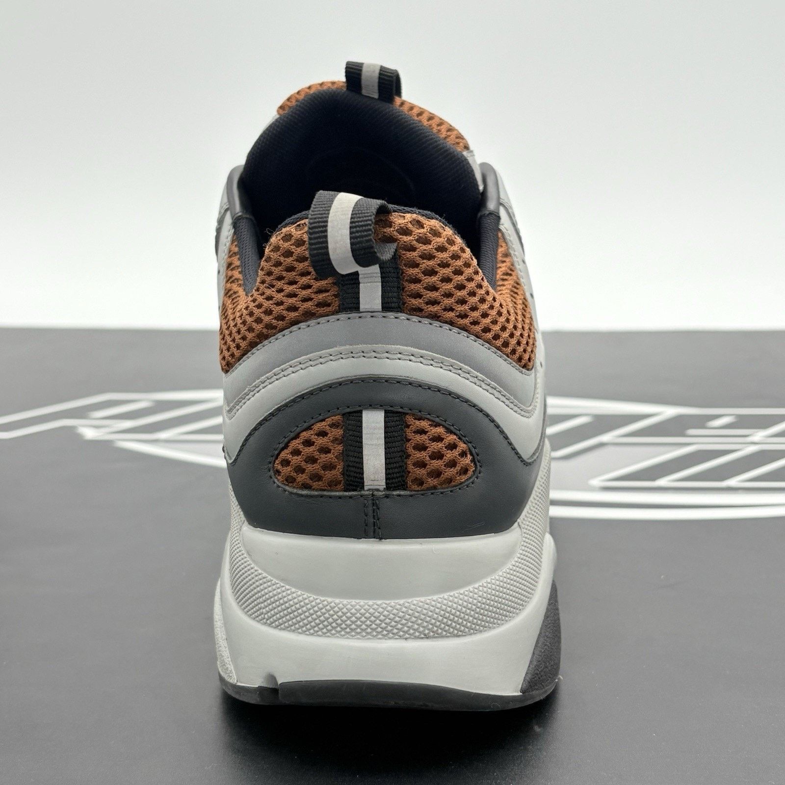 Dior Dior B22 Sneaker ' Brown Grey White ' | SUPER CLEAN! Size US 10 / EU 43 - 3 Thumbnail