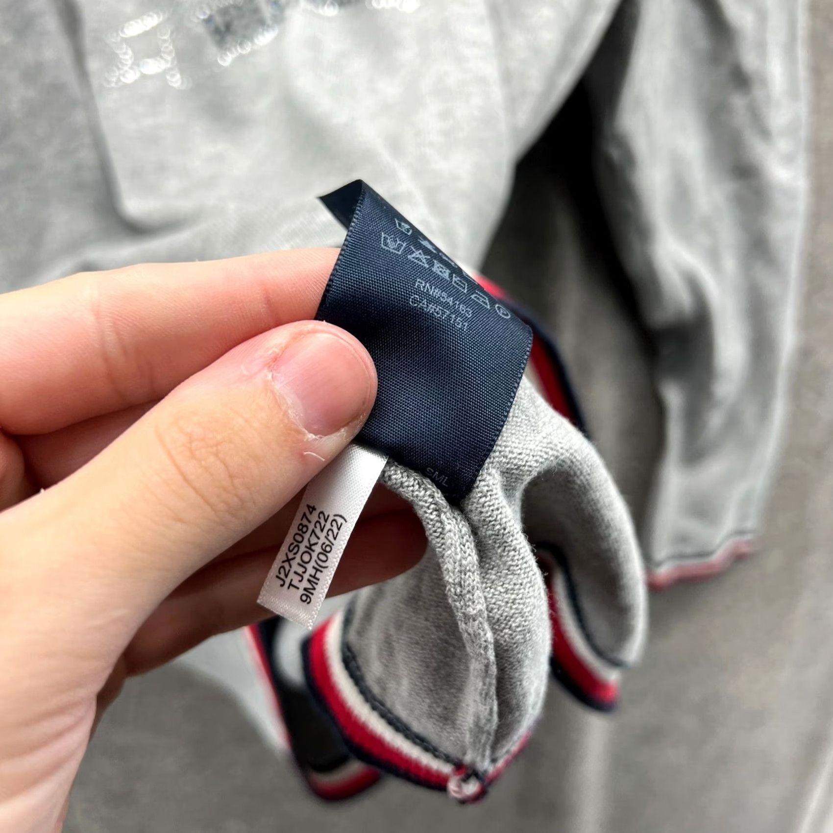 Tommy Hilfiger Tommy Hilfiger Shirt Womens XL Gray Long Sleeve Fleece Floral Logo TH Pullover, Crew Neck, Regular Fit, Cotton, All Seasons, Blackwatch? Size XL / US 12-14 / IT 48-50 - 6 Thumbnail