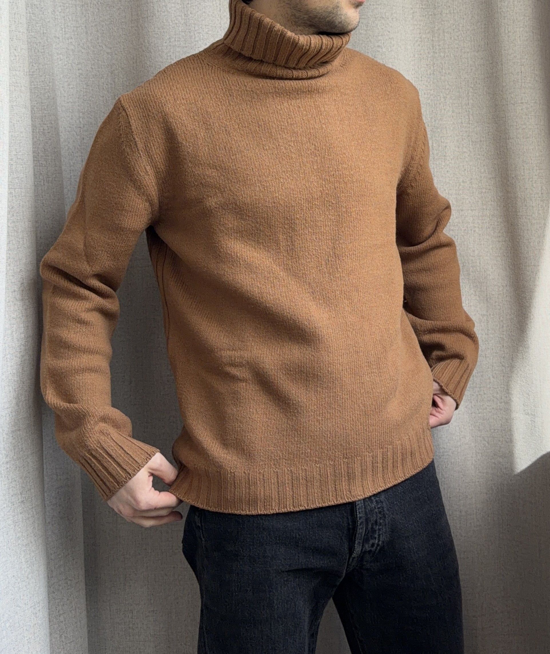 Dolce & Gabbana Vintage Dolce Gabbana Patch Logo Wool Turtleneck Sweater Size US M / EU 48-50 / 2 - 4 Thumbnail