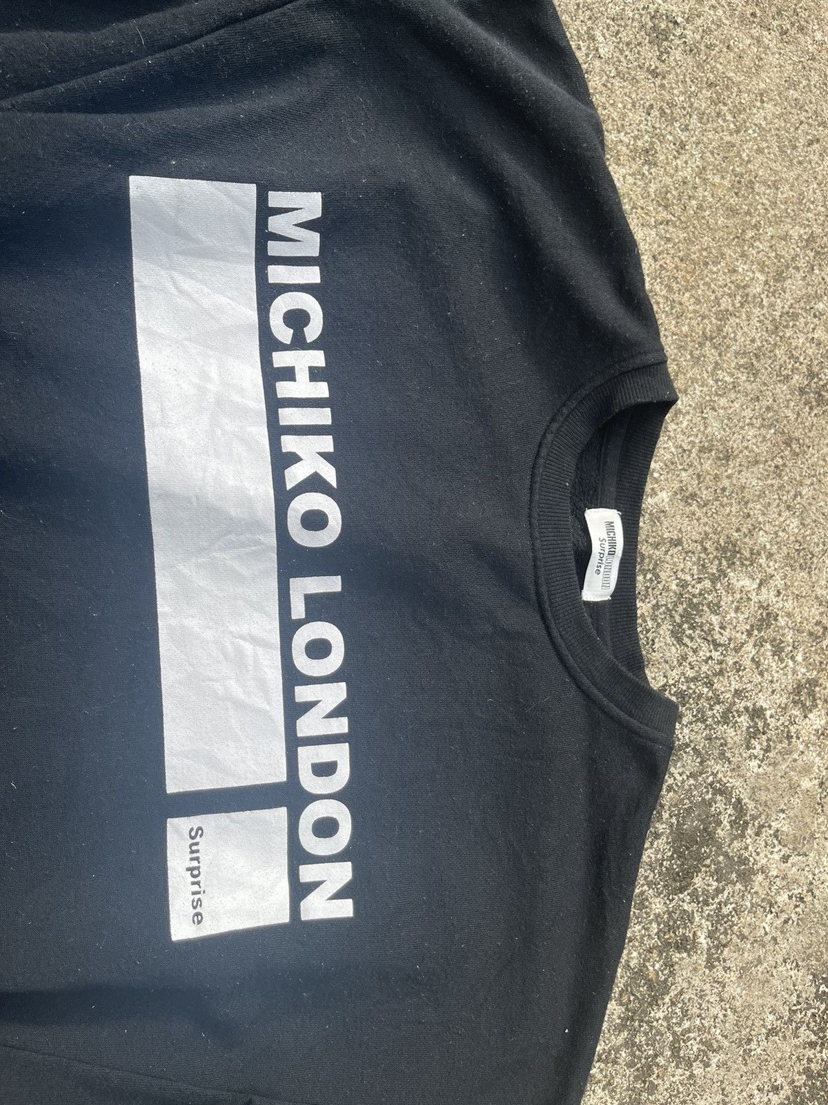 Michiko Koshino London Michiko London Surprise Black Cropped Sweatshirt Size M / US 6-8 / IT 42-44 - 8 Thumbnail