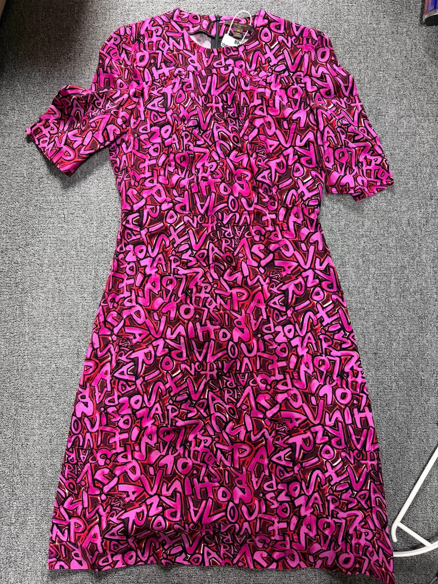 Louis Vuitton LV Pink Letter Print French Summer Dress 40 Size M / US 6-8 / IT 42-44 - 1 Thumbnail