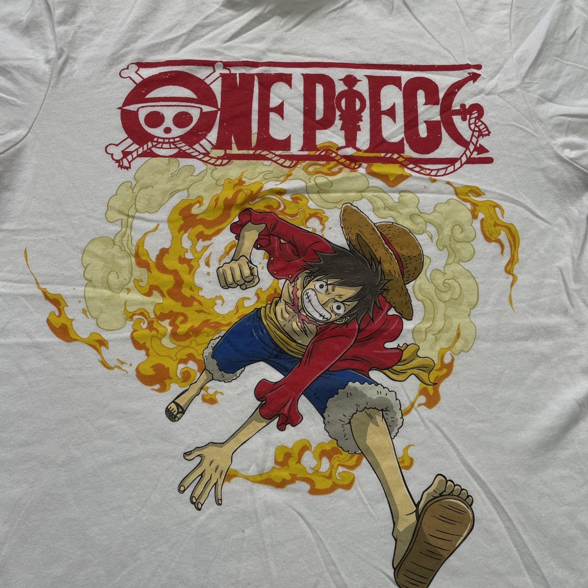 Vintage Vintage 90s One Piece Graphic Tee Y2K Anime Streetwear S Size US S / EU 44-46 / 1 - 2 Thumbnail