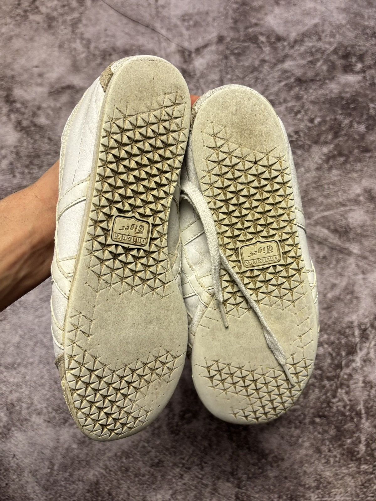 A.P.C. × Asics Vintage ASICS Onitsuka Tiger Mexico White Sneakers size 40 Size US 7 / EU 40 - 5 Thumbnail