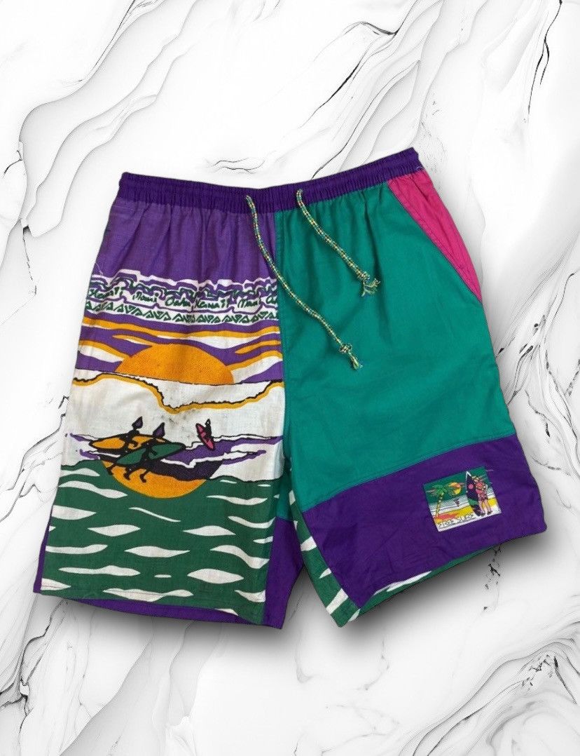 Vintage Mens Vintage Hawaii Surfing Crazy Shorts Size L Size US 34 / EU 50 - 1 Thumbnail