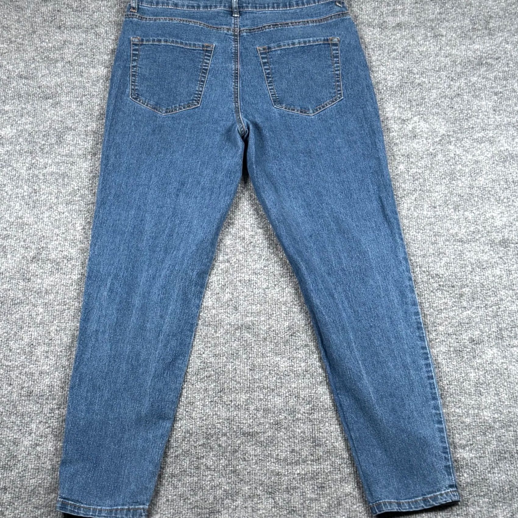 Forever 21 FOREVER 21 Jeans Blue Wash High Rise Straight Leg 31 Inseam 26.5 in 5-Pocket Denim Pants Women XS-XL? Size 24" / US 00 / IT 34 - 4 Thumbnail