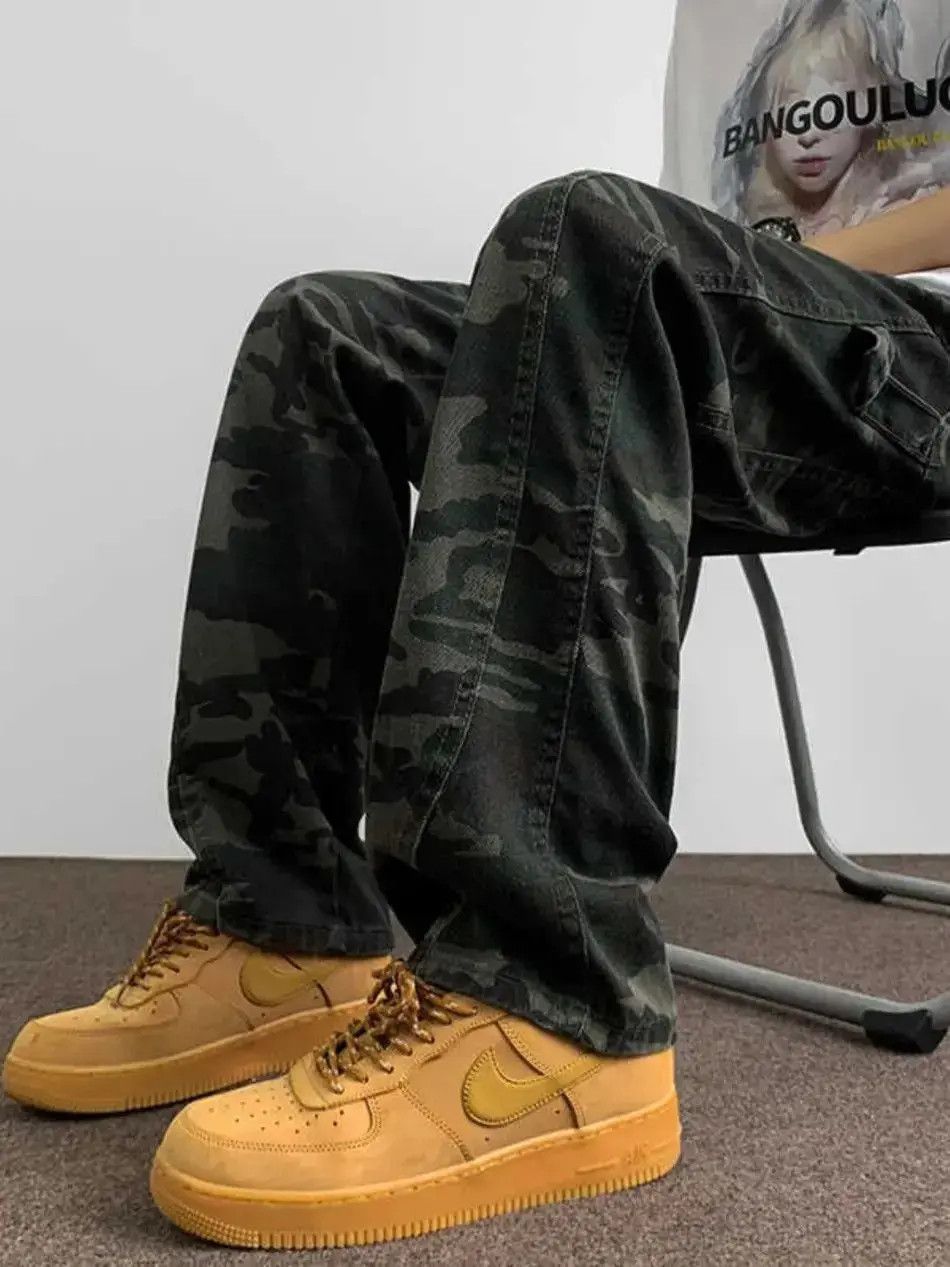 Japanese Brand Loose fitting straight leg camouflage jeans Size US 32 / EU 48 - 3 Thumbnail