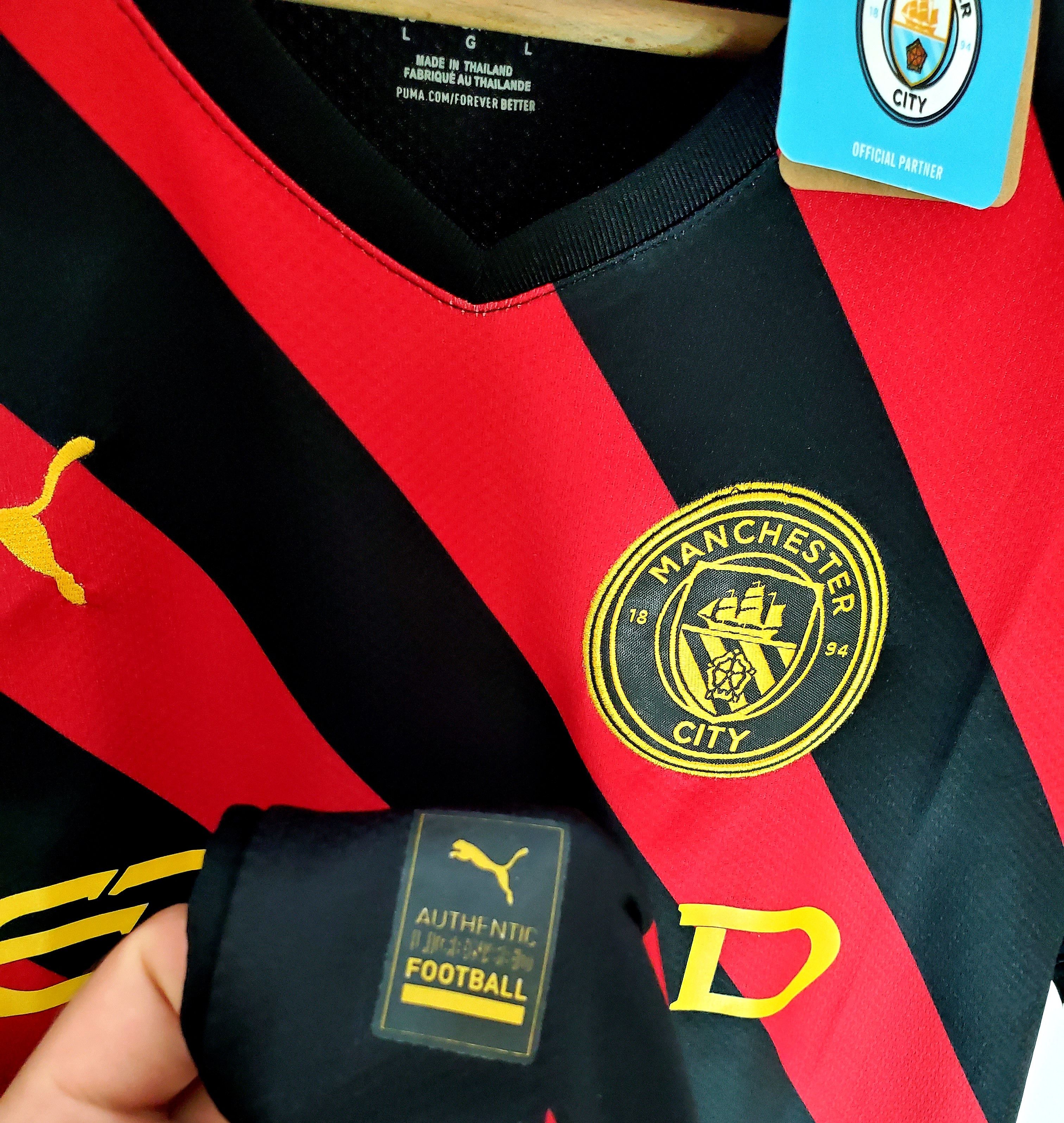 Nike MANCHESTER CITY 2022 2023 AWAY FOOTBALL SOCCER JERSEY SIZE L Size US L / EU 52-54 / 3 - 4 Thumbnail