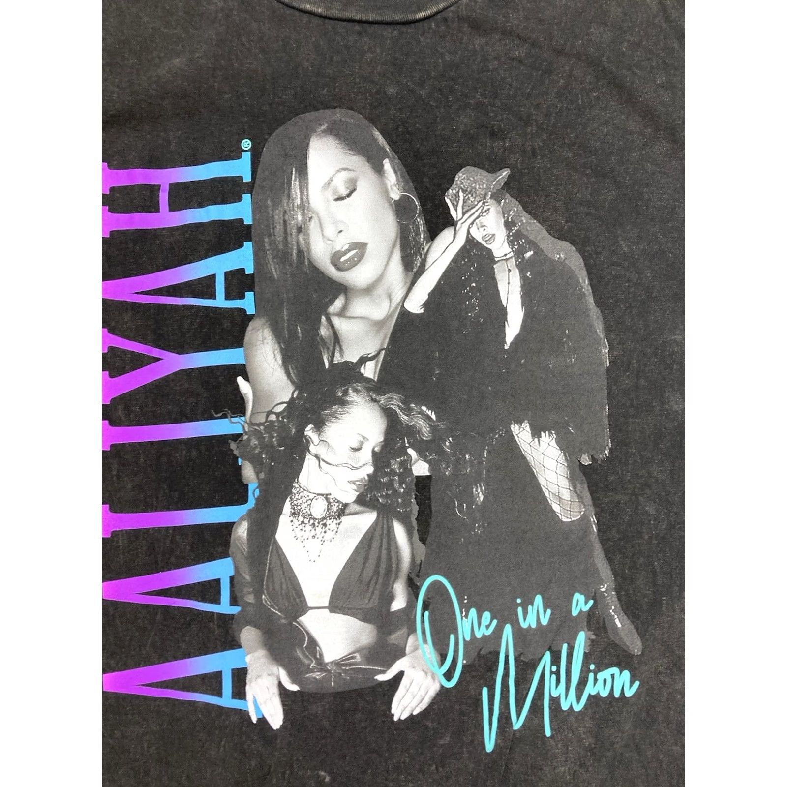 Vintage Aaliyah Graphic T-shirt Men Medium Black Short Sleeve Music 2020-2029 Vintage? Size US M / EU 48-50 / 2 - 2 Thumbnail