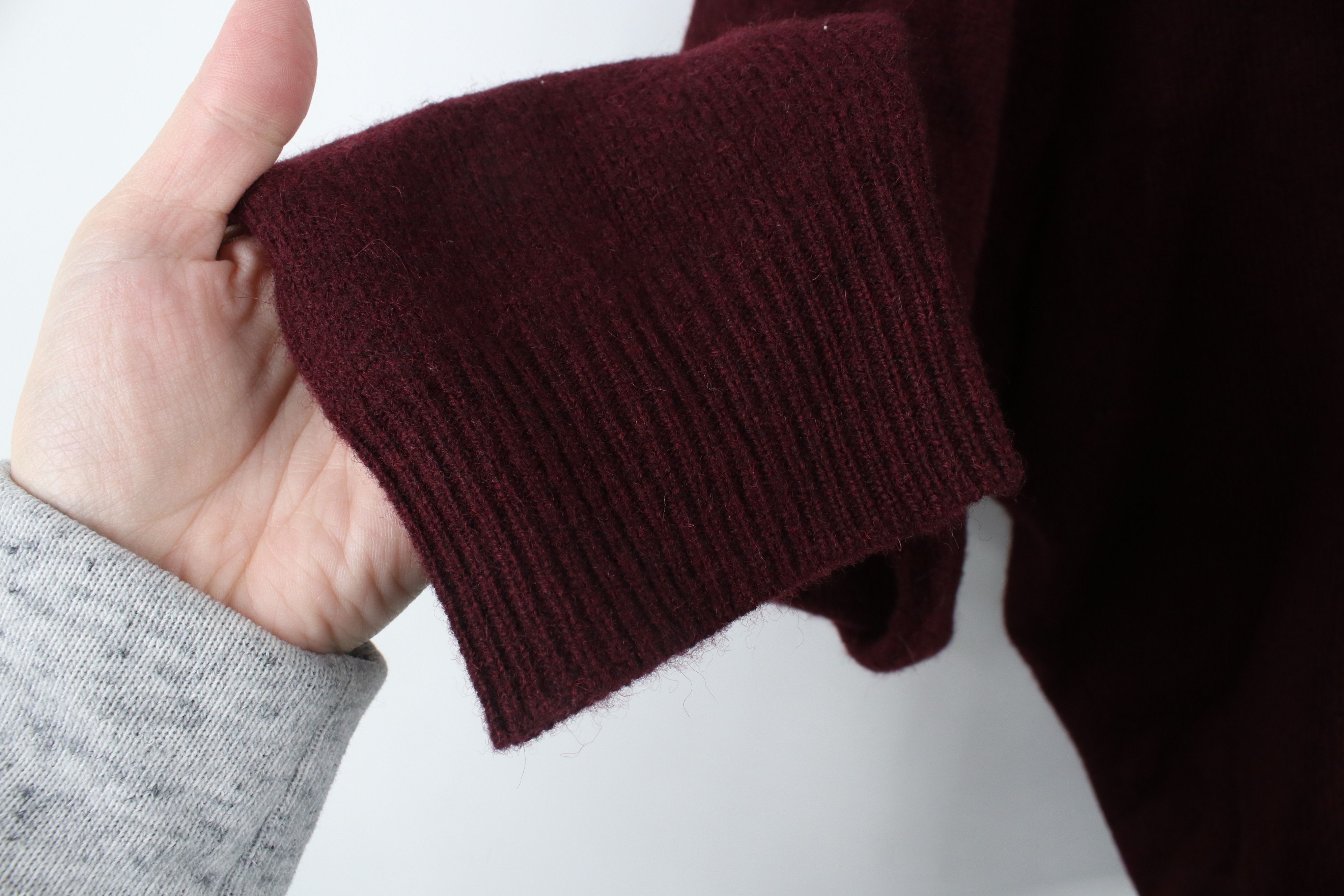 Vintage Vintage 90s Streetwear Lambswool V-Neck Sweater Burgundy Size US XXL / EU 58 / 5 - 4 Thumbnail