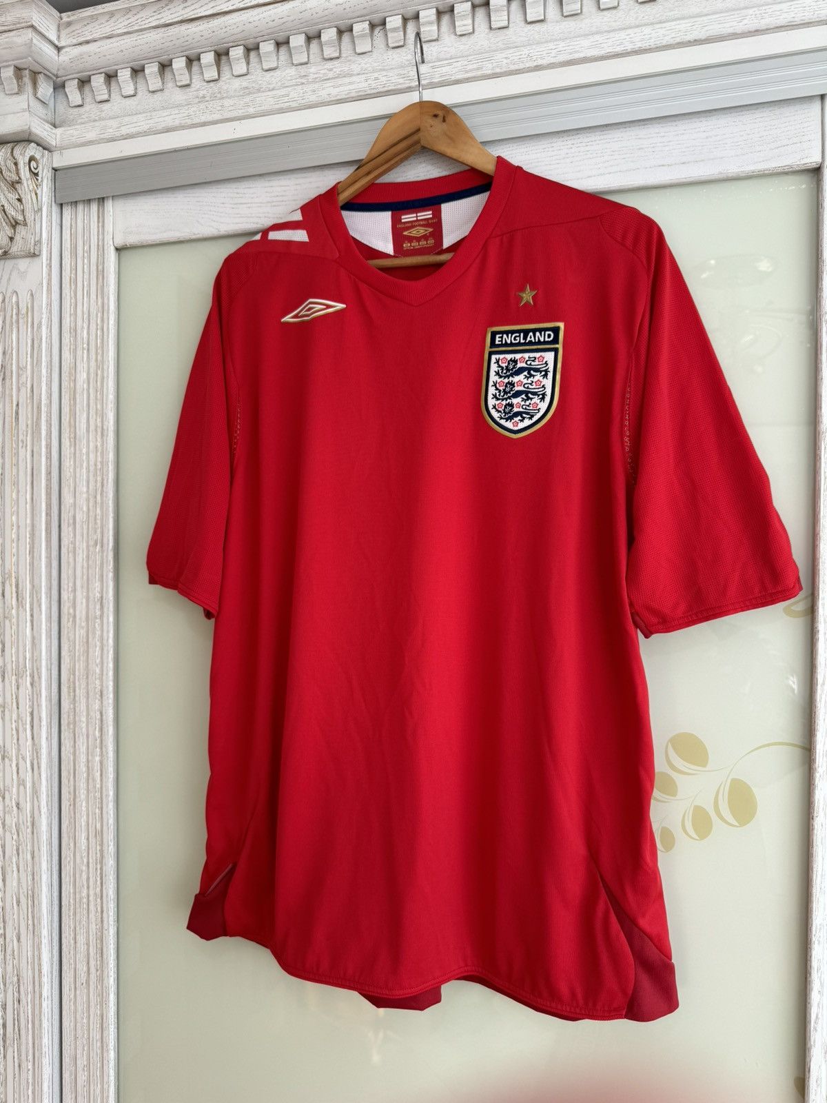 Umbro England 2006-2007 Away Soccer Jersey Football T-shirt Size US XL / EU 56 / 4 - 3 Thumbnail