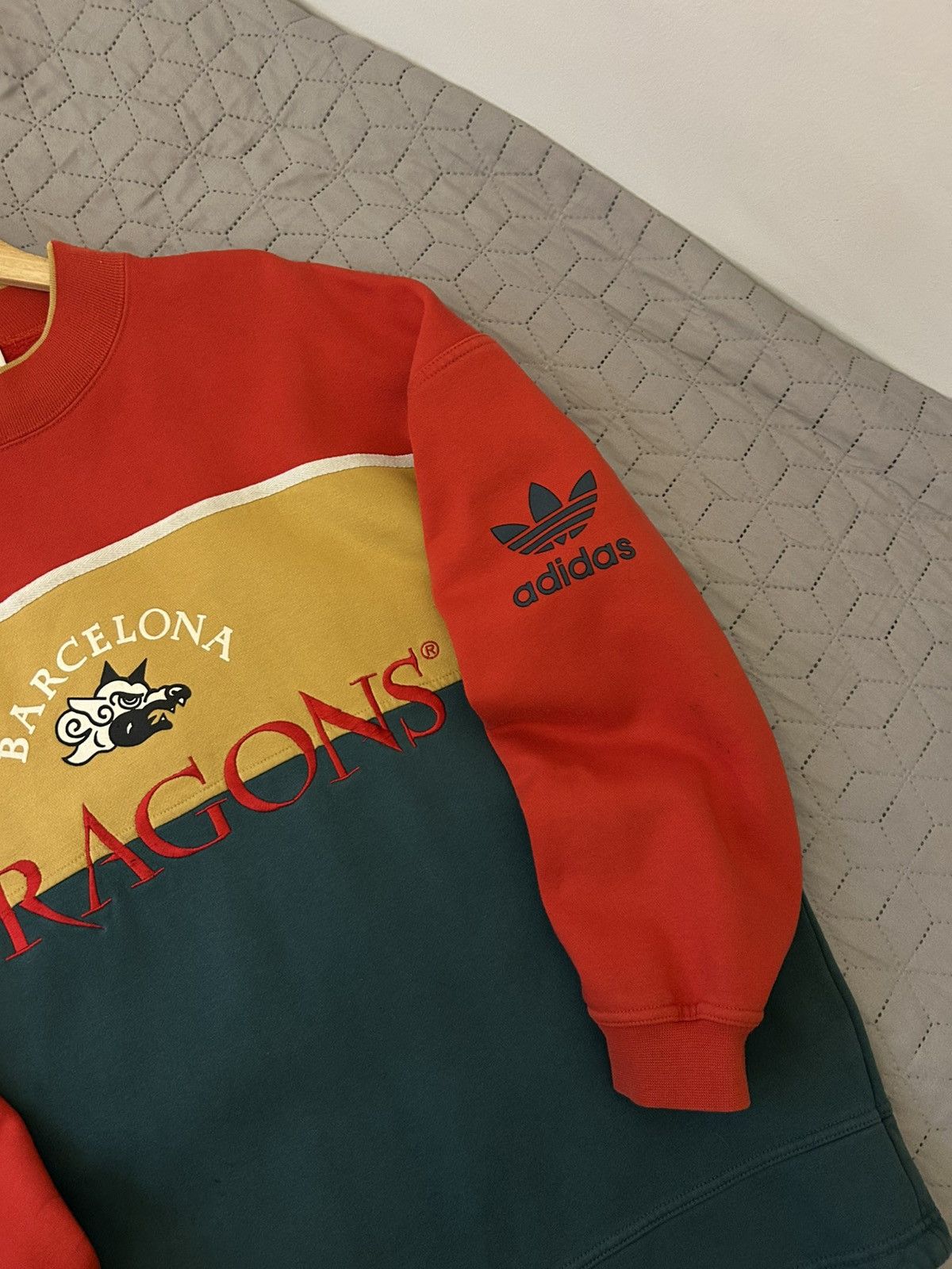 Adidas Adidas Barselona Dragons Vintage 90's rare man's sweatshirt Size US L / EU 52-54 / 3 - 10 Thumbnail