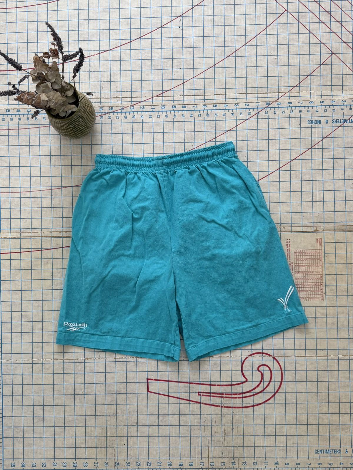 Reebok × Vintage Vintage Reebok Victoria Commonwealth Games 94 Shorts Medium Size US 32 / EU 48 - 2 Thumbnail