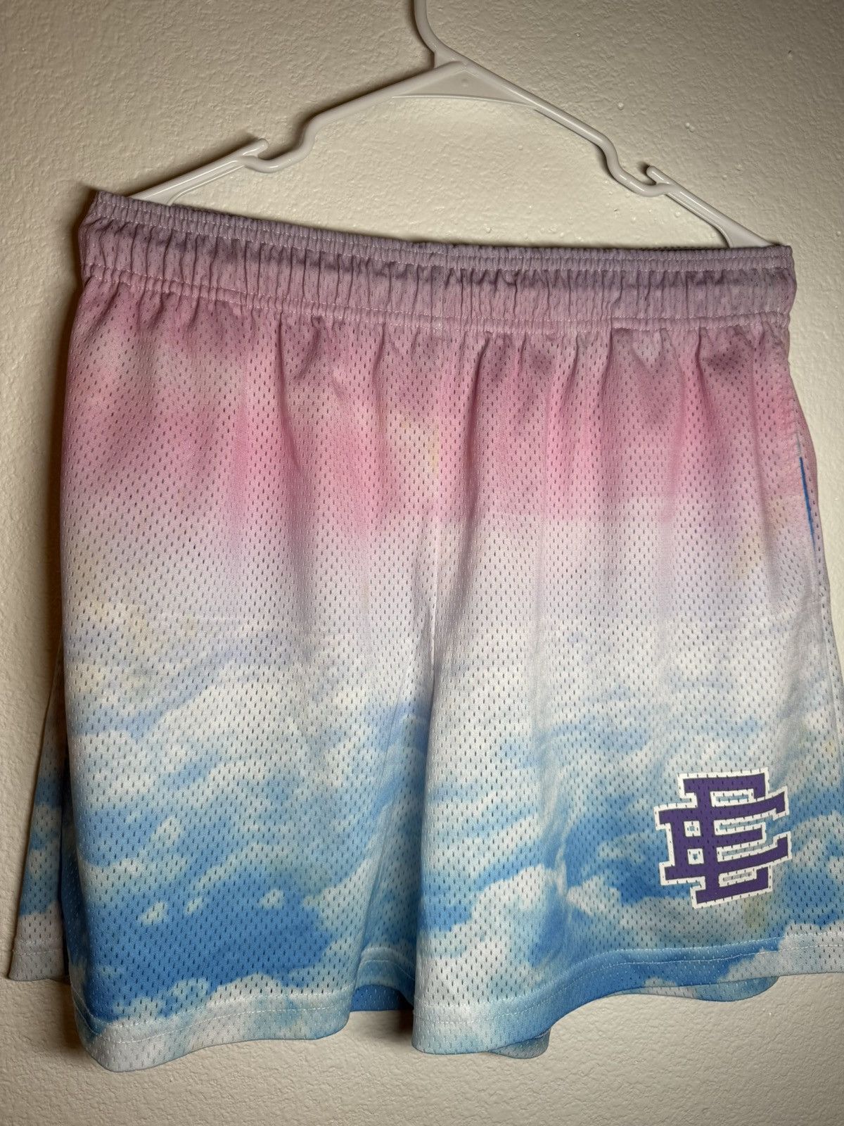 Eric Emanuel ERIC EMANUEL BLUE/PINK EE BASIC SHORT XL Size US 35 - 1 Thumbnail
