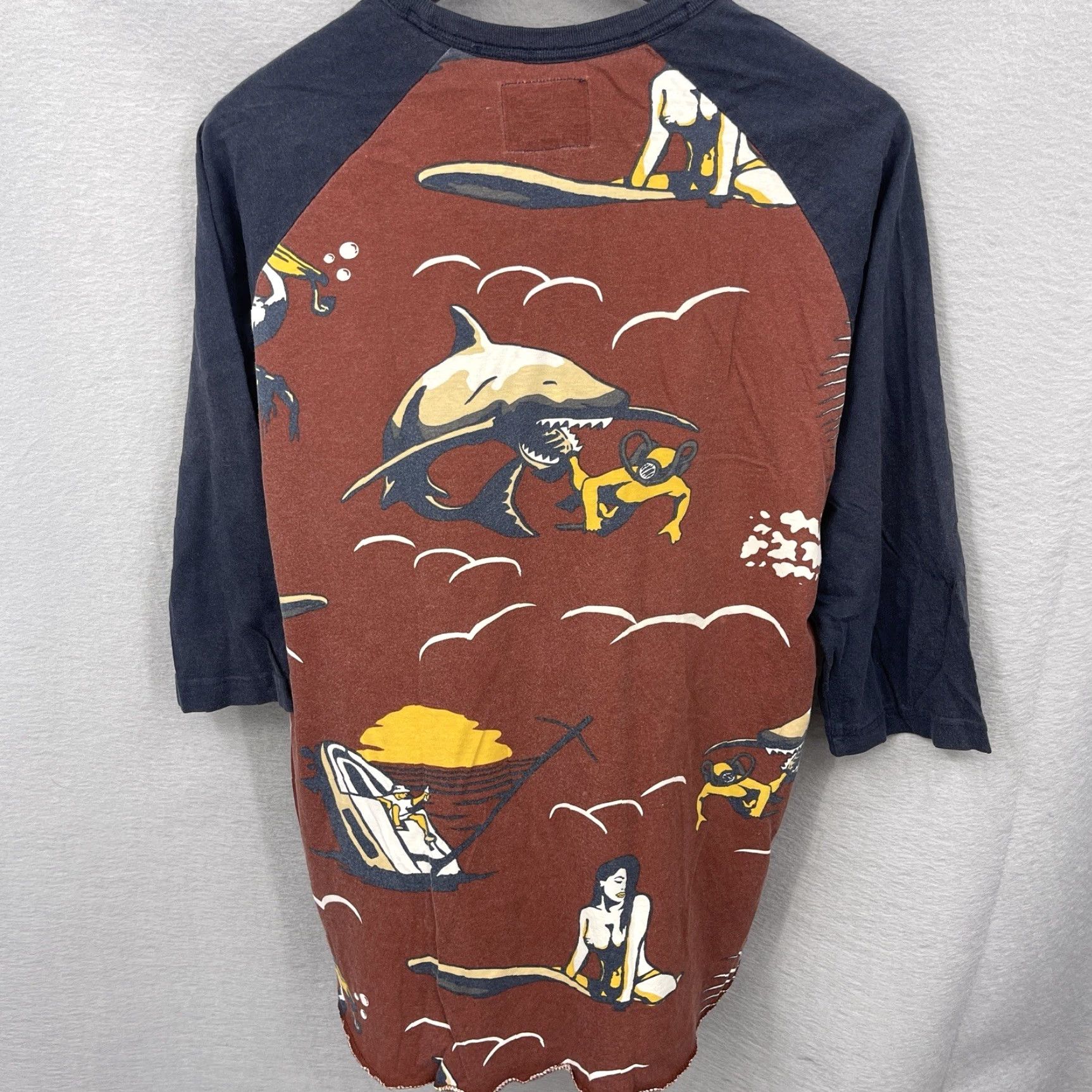 Vintage Dark Seas Men's T-Shirt S Blue Shark Mermaid Raglan Graphic Print Preppy Core Vintage Size US S / EU 44-46 / 1 - 5 Thumbnail