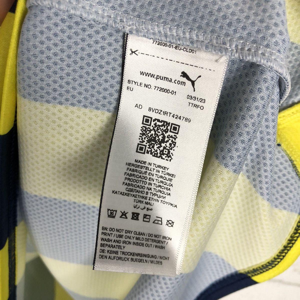 Puma Fenerbahce #33 Krunic 2023 2024 home jersey Size US XXL / EU 58 / 5 - 8 Thumbnail