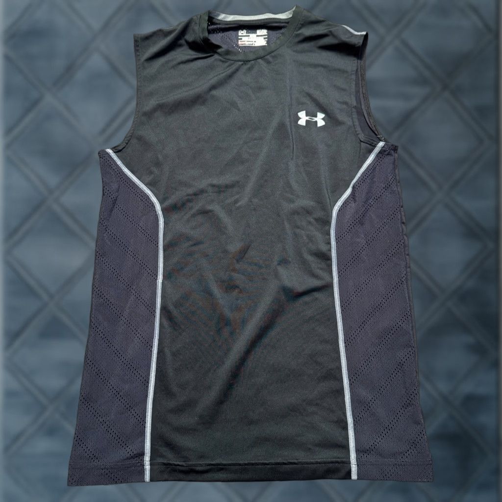 Under Armour Under Armour Shirt Mens Small Black Tank Top Fitted Logo Performance Workout Size US S / EU 44-46 / 1 - 1 Thumbnail
