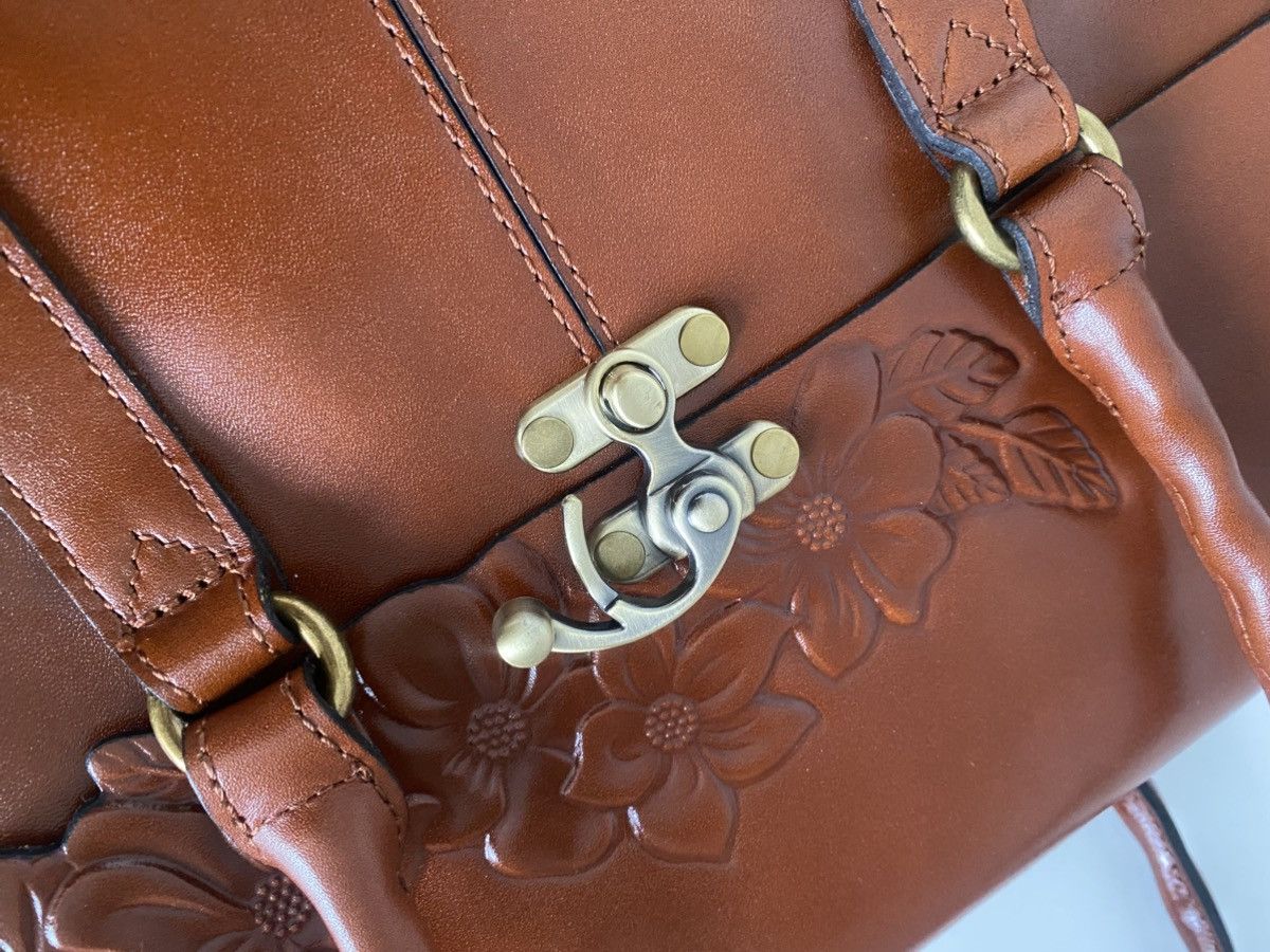 NWT Patrica Nash Vienna Hand Cut Tooled Tan Leather Handbag