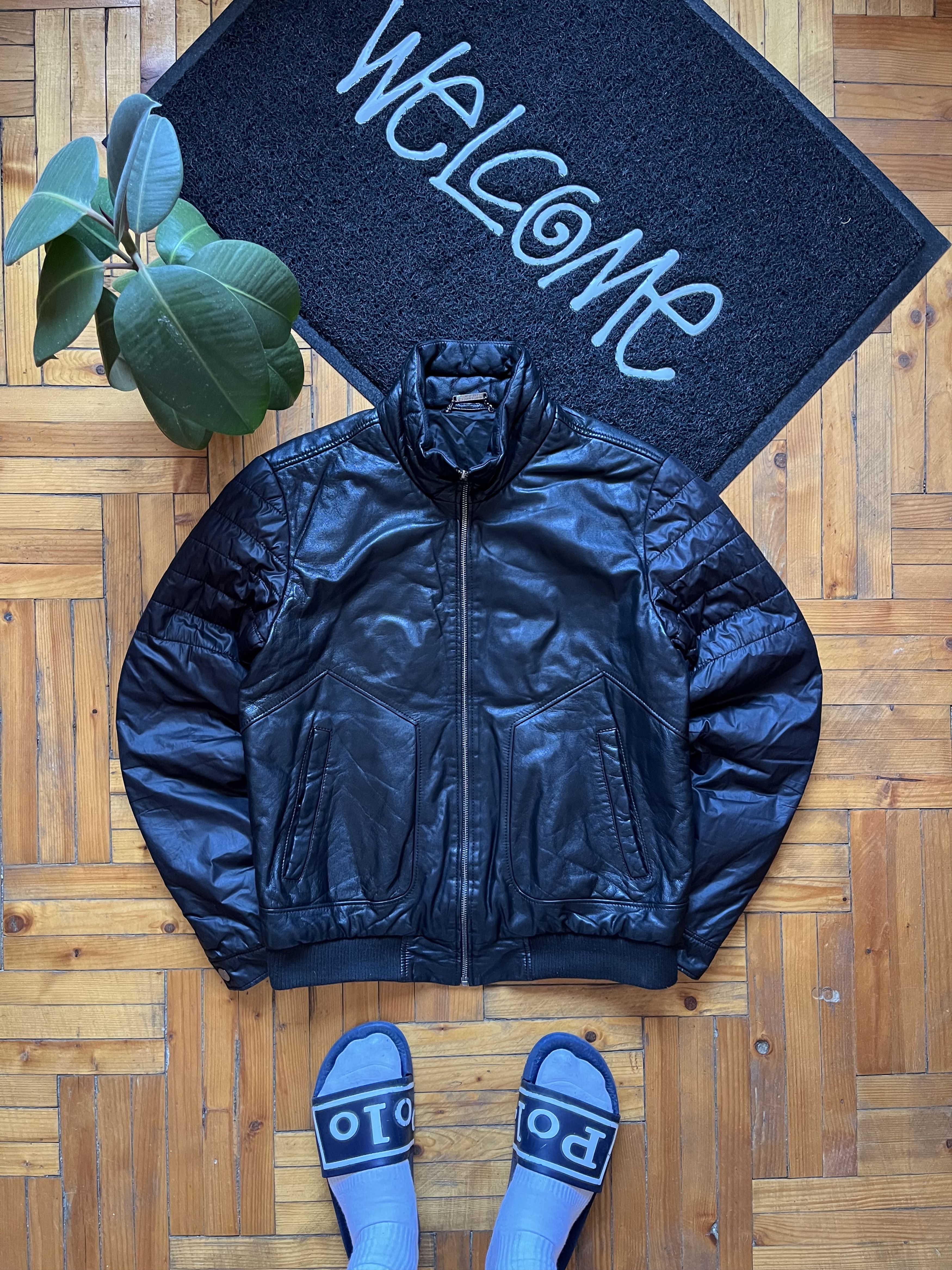 Versace Vintage Gianni Varsace Collection Metal Logo Leather Jacket Size US M / EU 48-50 / 2 - 1 Thumbnail