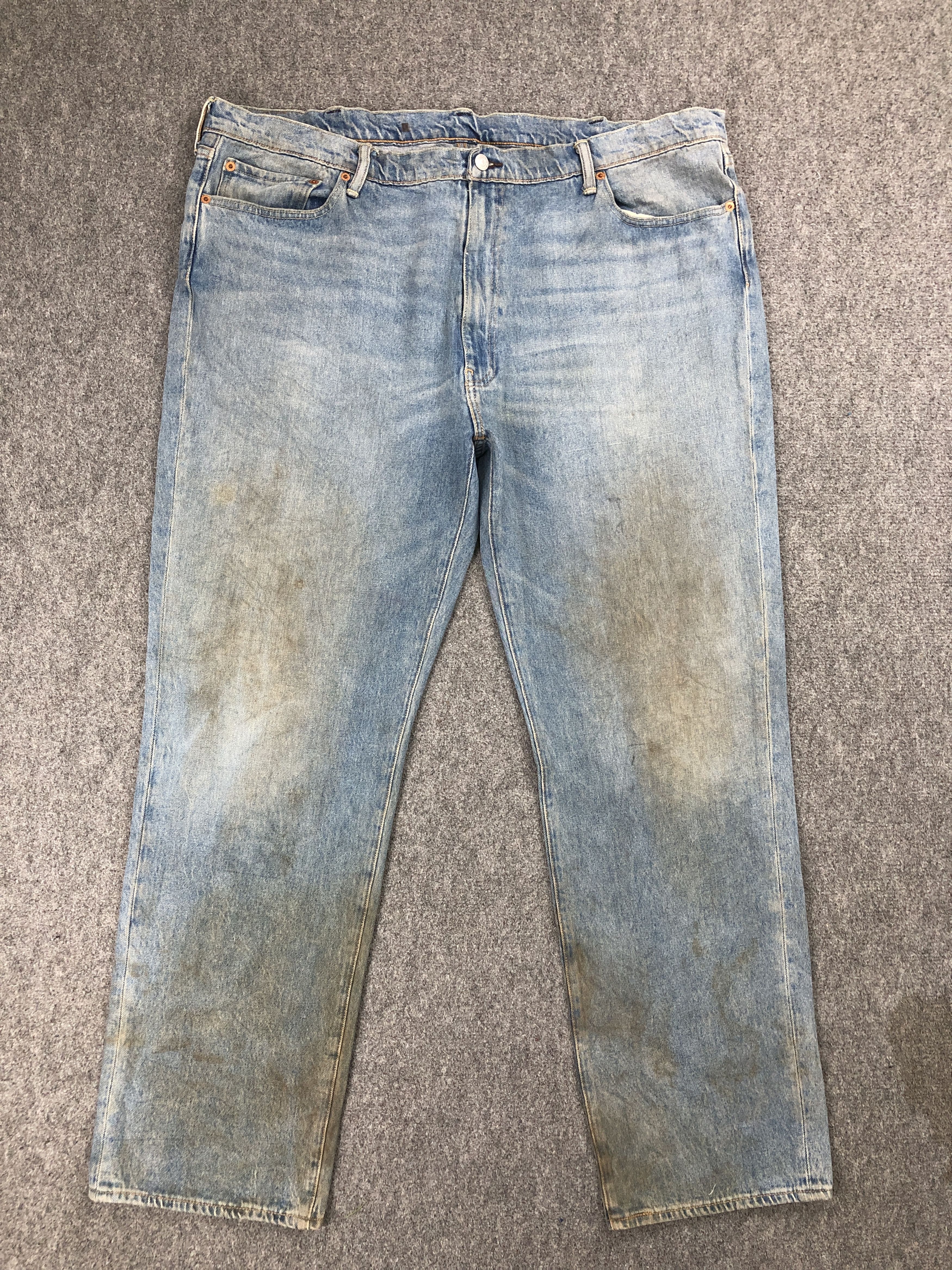 Image of Levis x Vintage Dirty Faded Blue Vintage Levi's 541 Jeans in Blue Denim, Men's (Size 43)