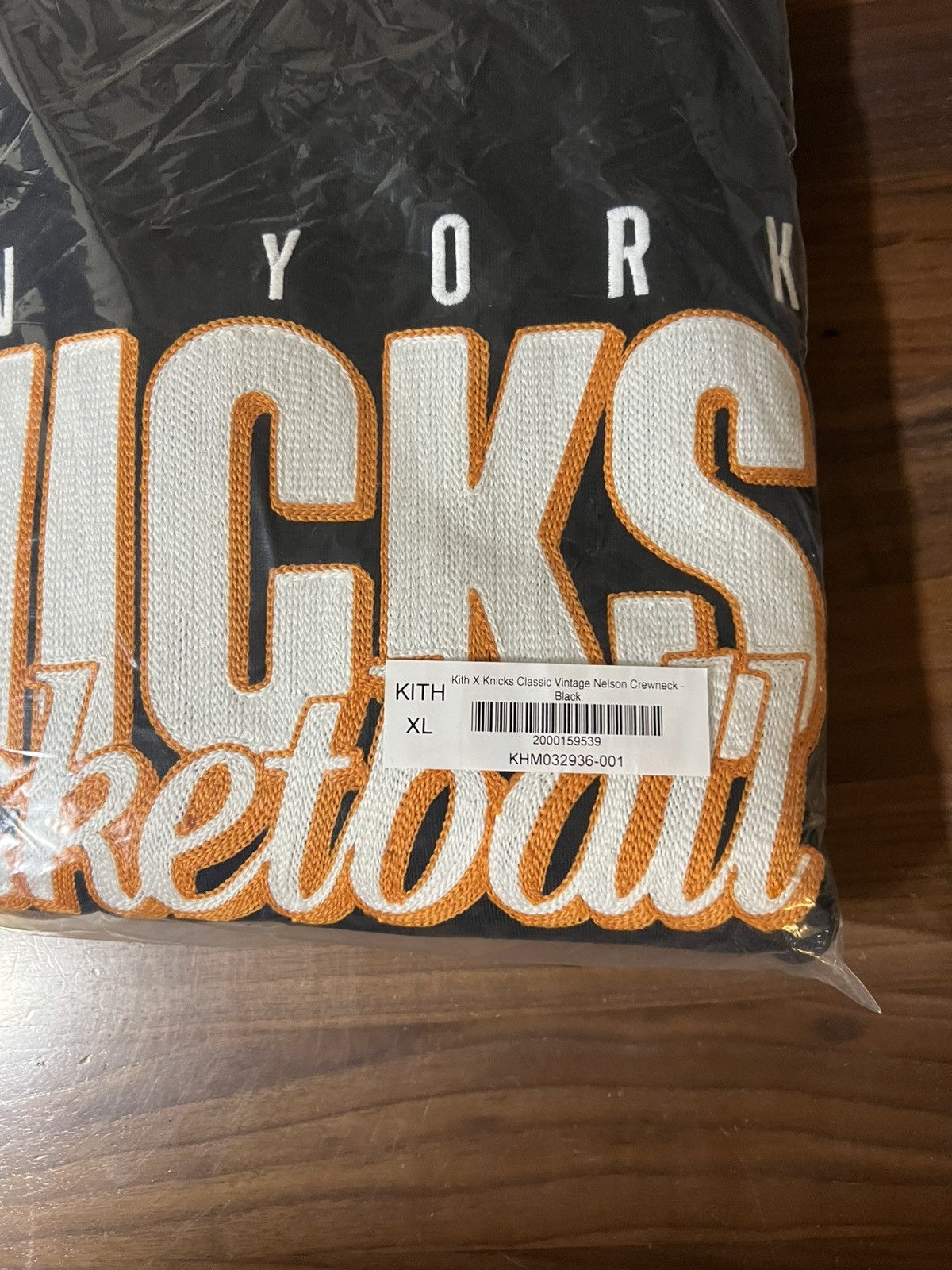 Kith Kith for the NY Knicks Classic Vintage Nelson Crewneck Black Size US XL / EU 56 / 4 - 7 Thumbnail