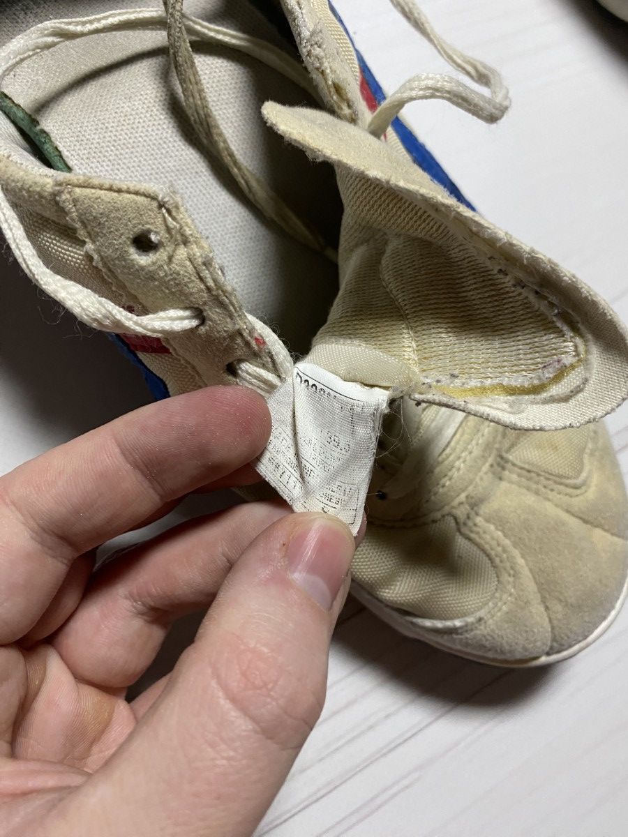 Japanese Brand × Onitsuka Tiger × Vintage Vintage Onitsuka Tiger Mexico 66 worn distressed sneakers Size US 6.5 / EU 39-40 - 2 Thumbnail
