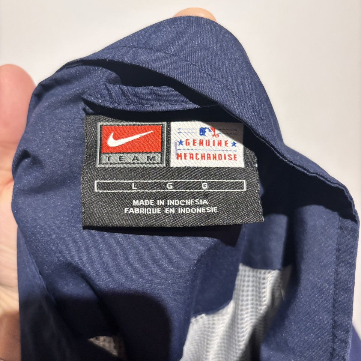 Nike Vintage Y2K Nike Boston Red Sox Zip Jacket Windbreaker MLB Size US L / EU 52-54 / 3 - 16 Thumbnail
