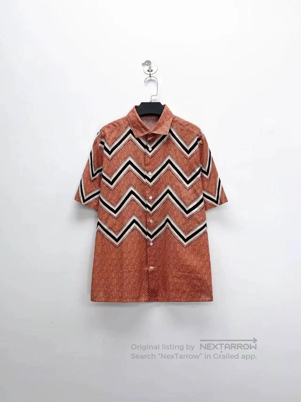 Louis Vuitton louis vuitton printed short sleeve shirt. Size US L / EU 52-54 / 3 - 1 Thumbnail