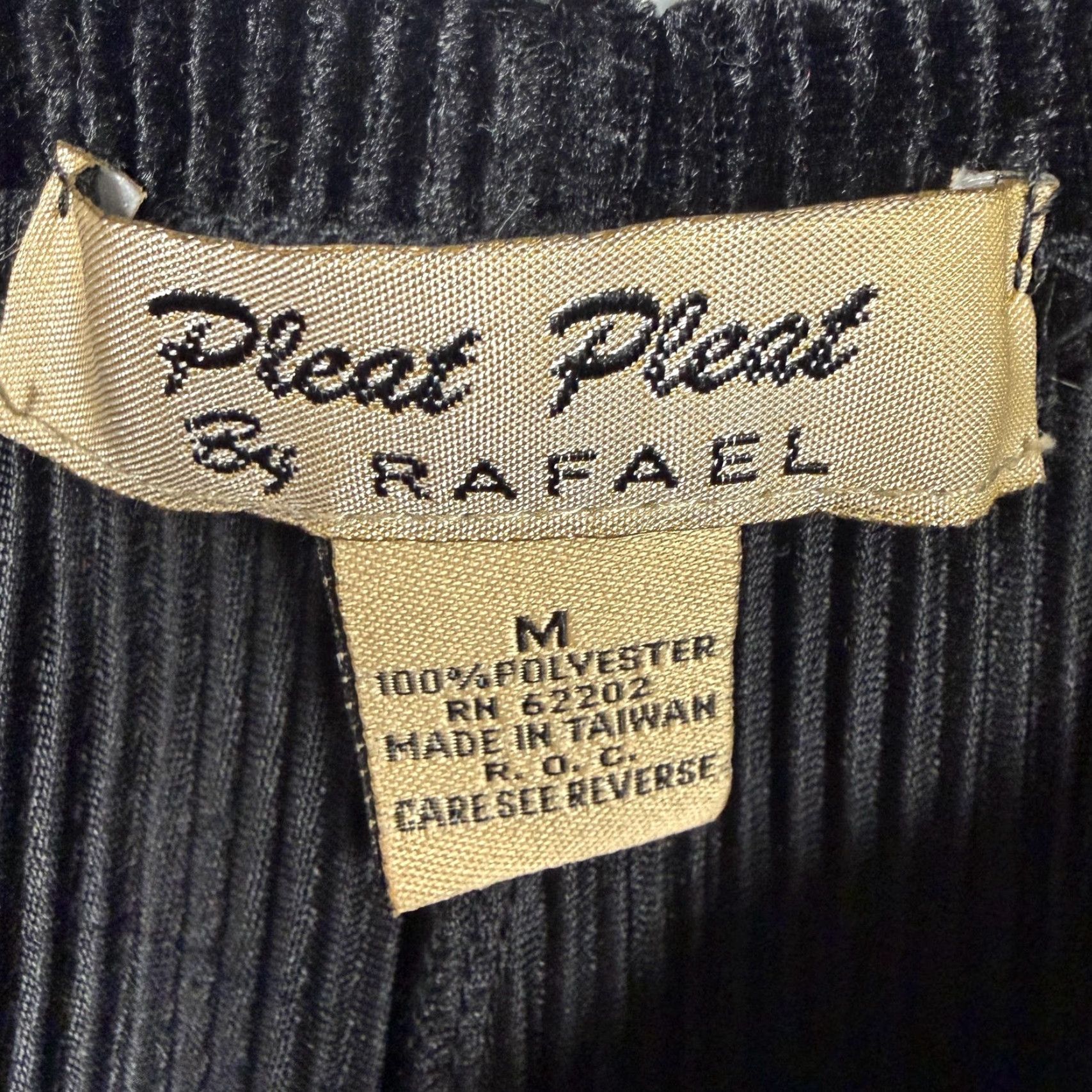 Vintage VINTAGE Pleat Pleat by Rafael Pants Women's M Wide-Leg Pull On Elastic Waist Black Velour 29 Inseam 29 In Size 32" / US 10 / IT 46 - 6 Thumbnail