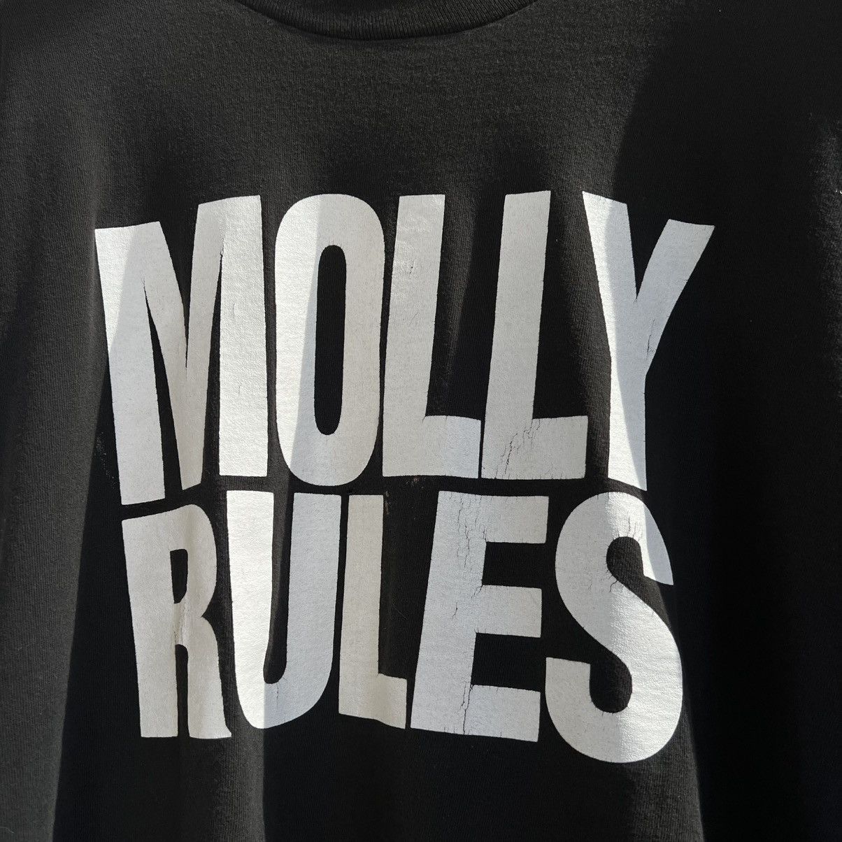 Vintage Vintage Distressed 90s “Molly Rules” Tee Size US XL / EU 56 / 4 - 2 Thumbnail