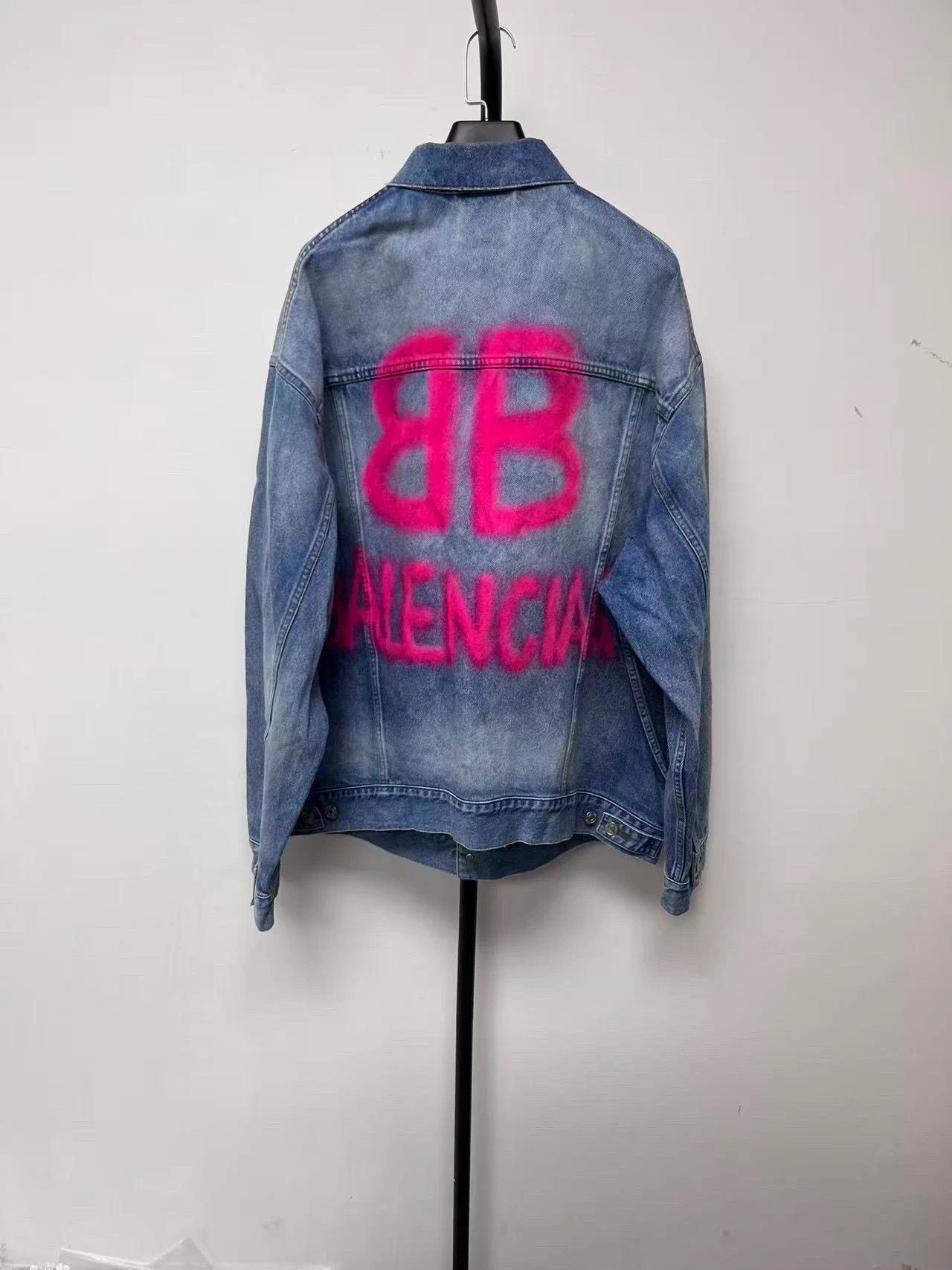 Balenciaga Balenciaga Painted Logo Denim Oversize Unisex Blue M Size US M / EU 48-50 / 2 - 2 Thumbnail