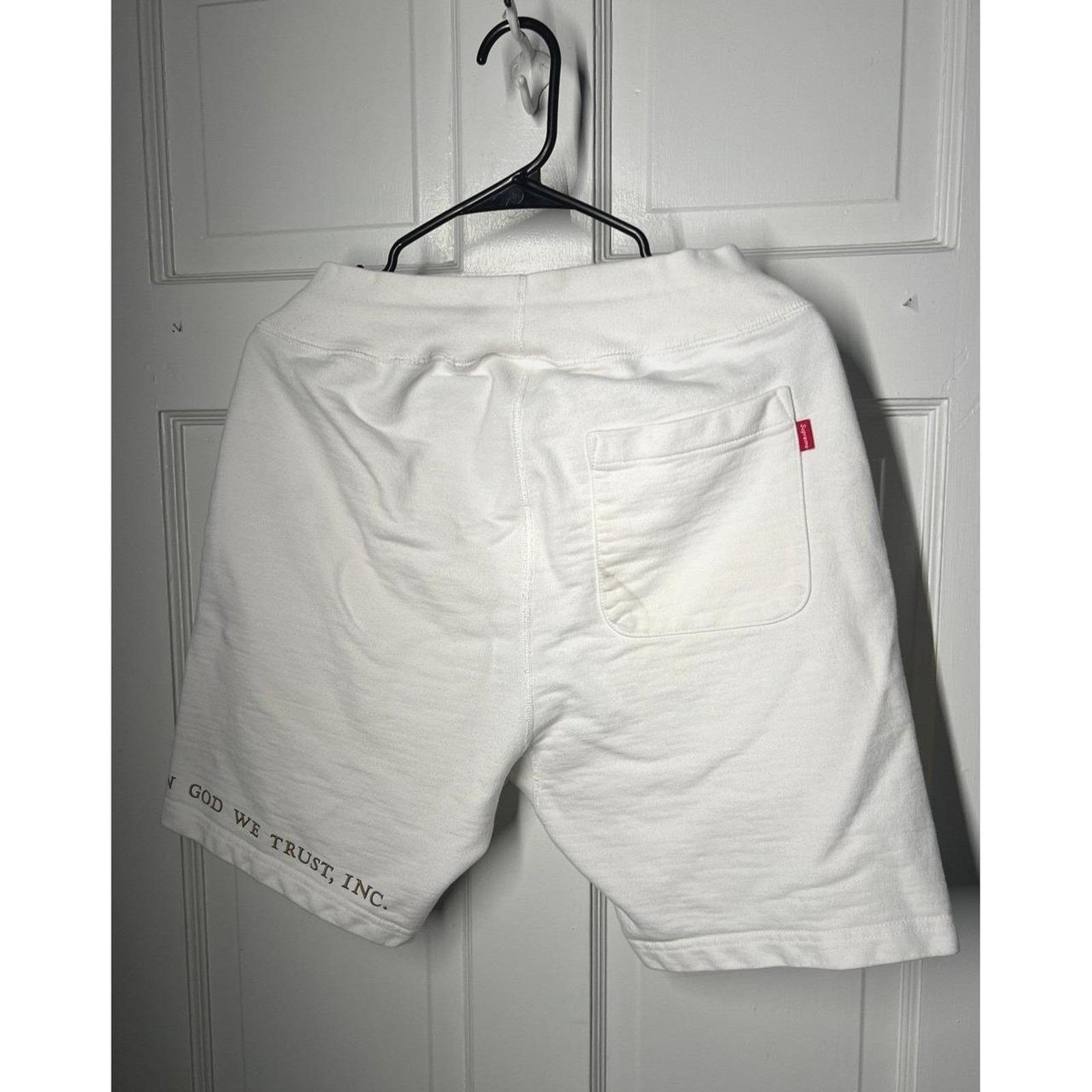 Supreme Supreme in god we trust Size US 32 / EU 48 - 6 Thumbnail
