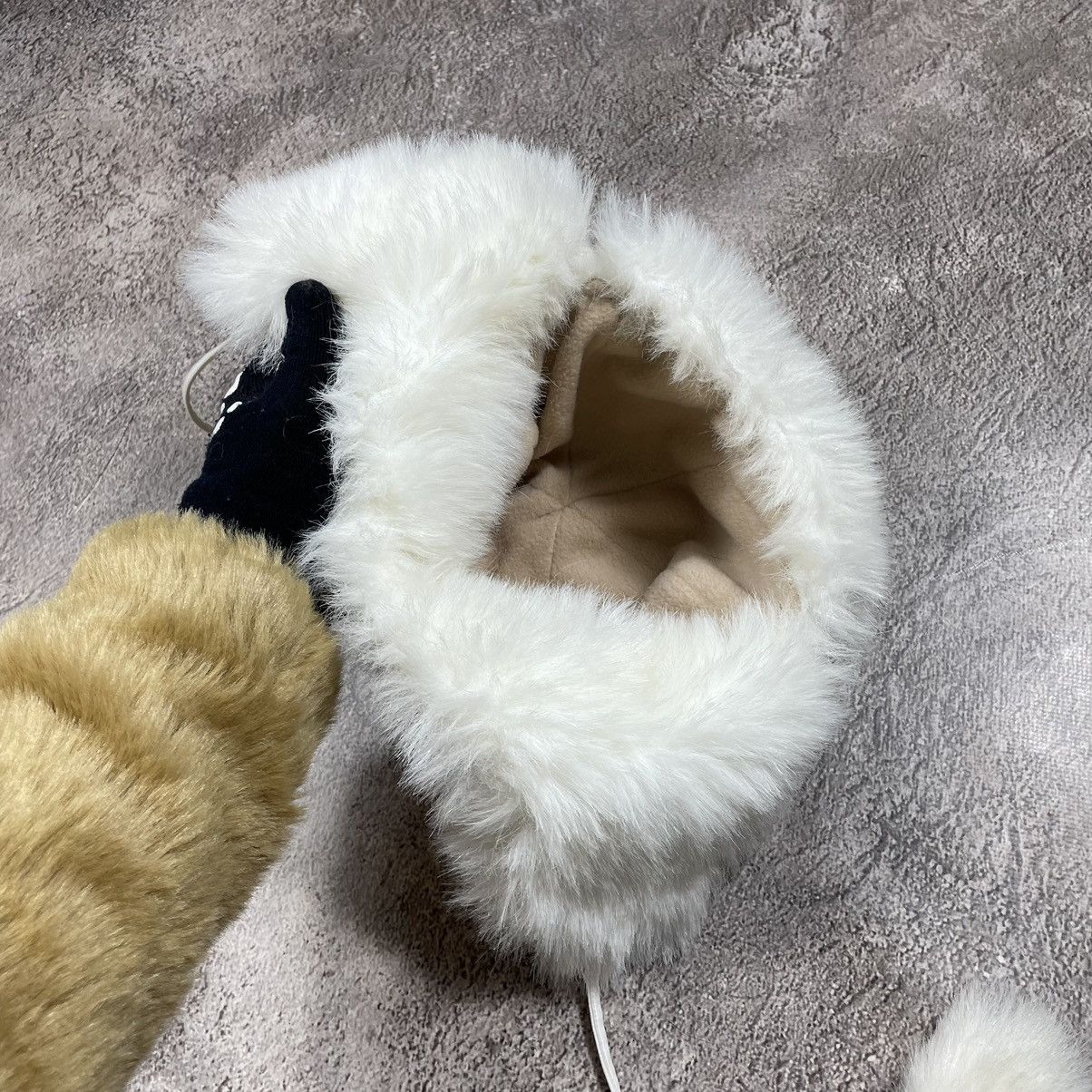 Vintage Vintage 90s Mohair Fuzzy Beanie White Punk Grunge Faded OS Size ONE SIZE - 6 Thumbnail