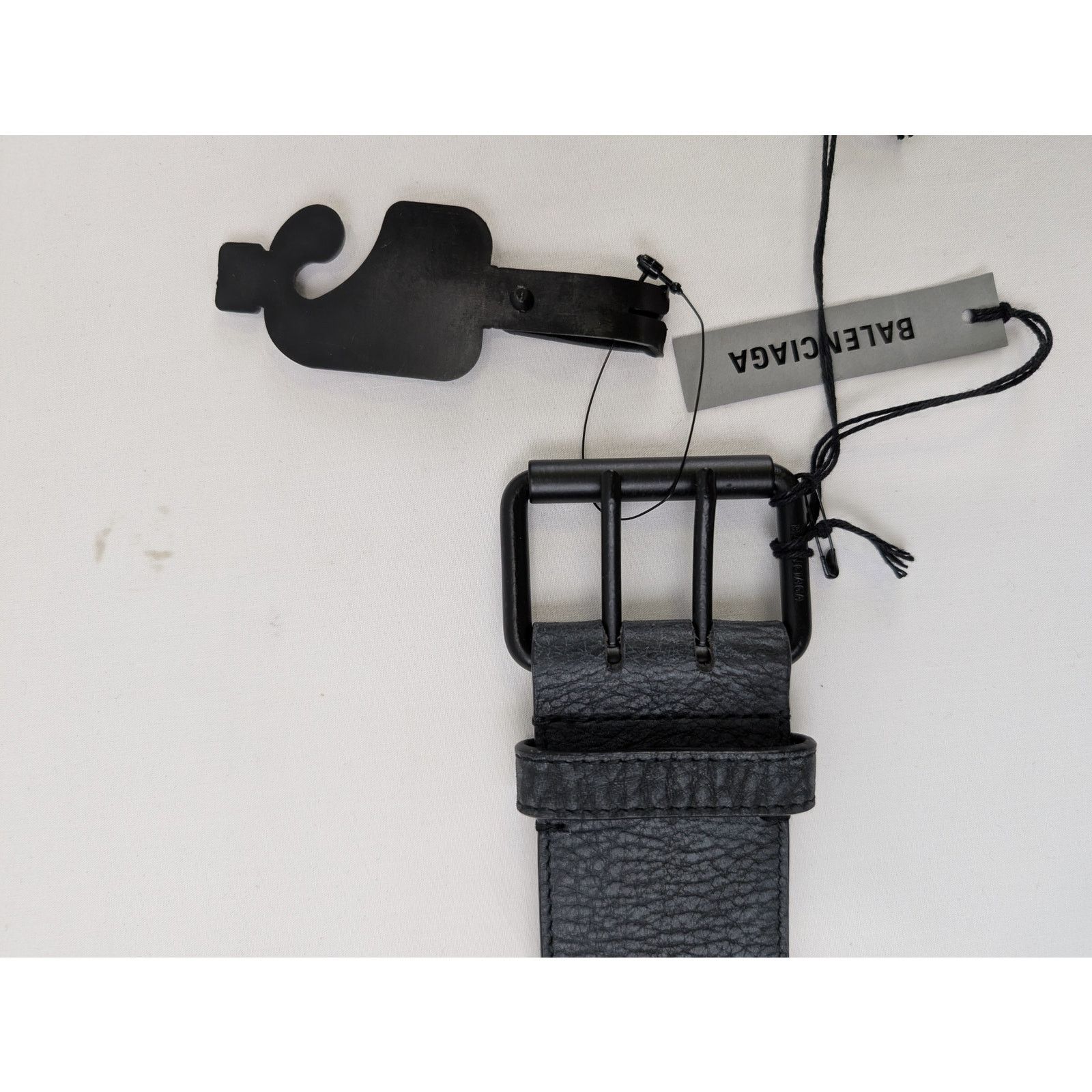 Balenciaga o1rshd1 Size: 75cm / Vegetal Calf Belt in Black Size 30 - 4 Thumbnail