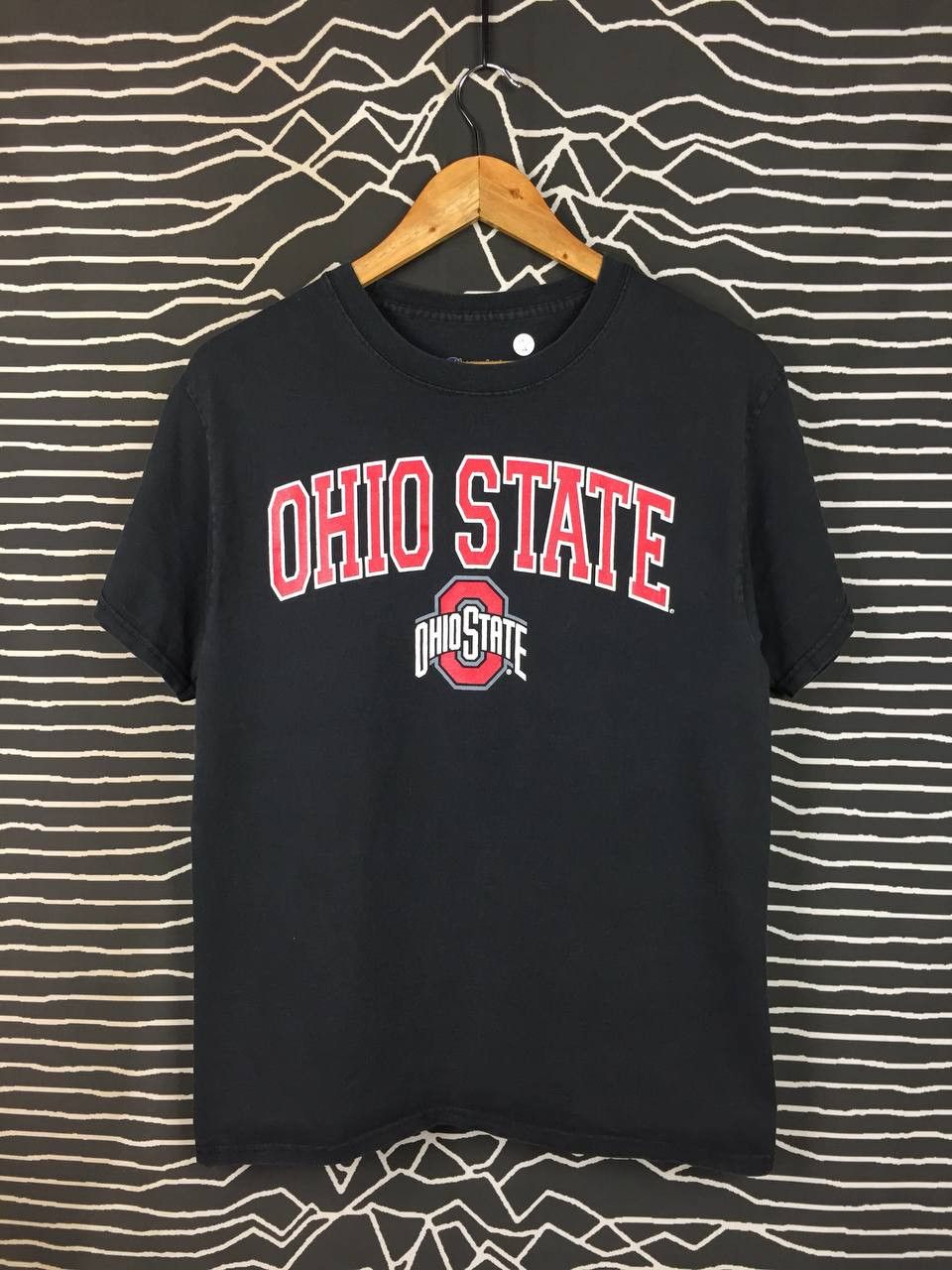 Champion Champion Ohio State University Buckeyes NCAA Collegiate Tee Size US M / EU 48-50 / 2 - 1 Thumbnail