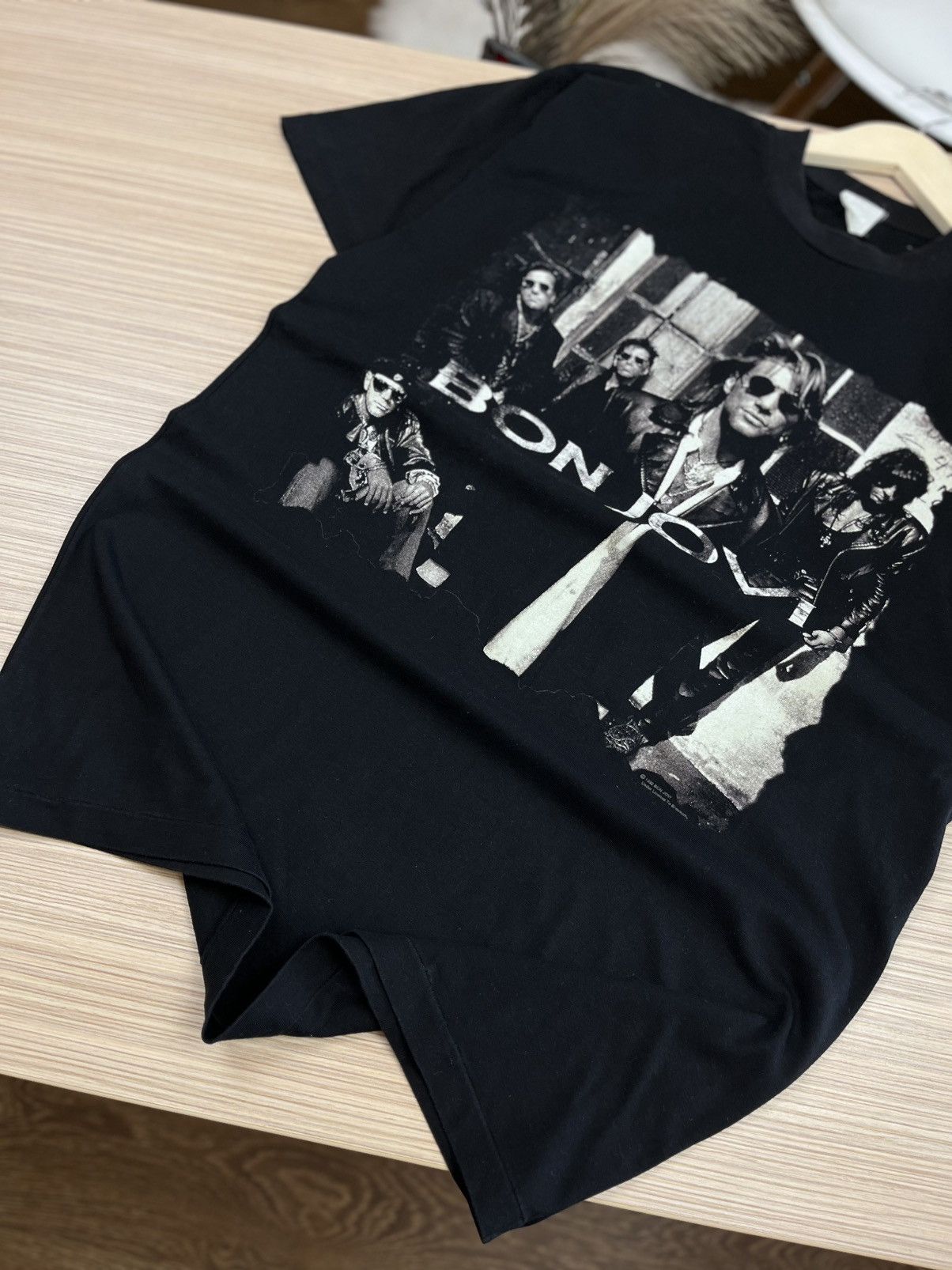 Band Tees Bon Jovi 1992 Keep the Faith Brockum Single Stitch Vintage Size US L / EU 52-54 / 3 - 5 Thumbnail