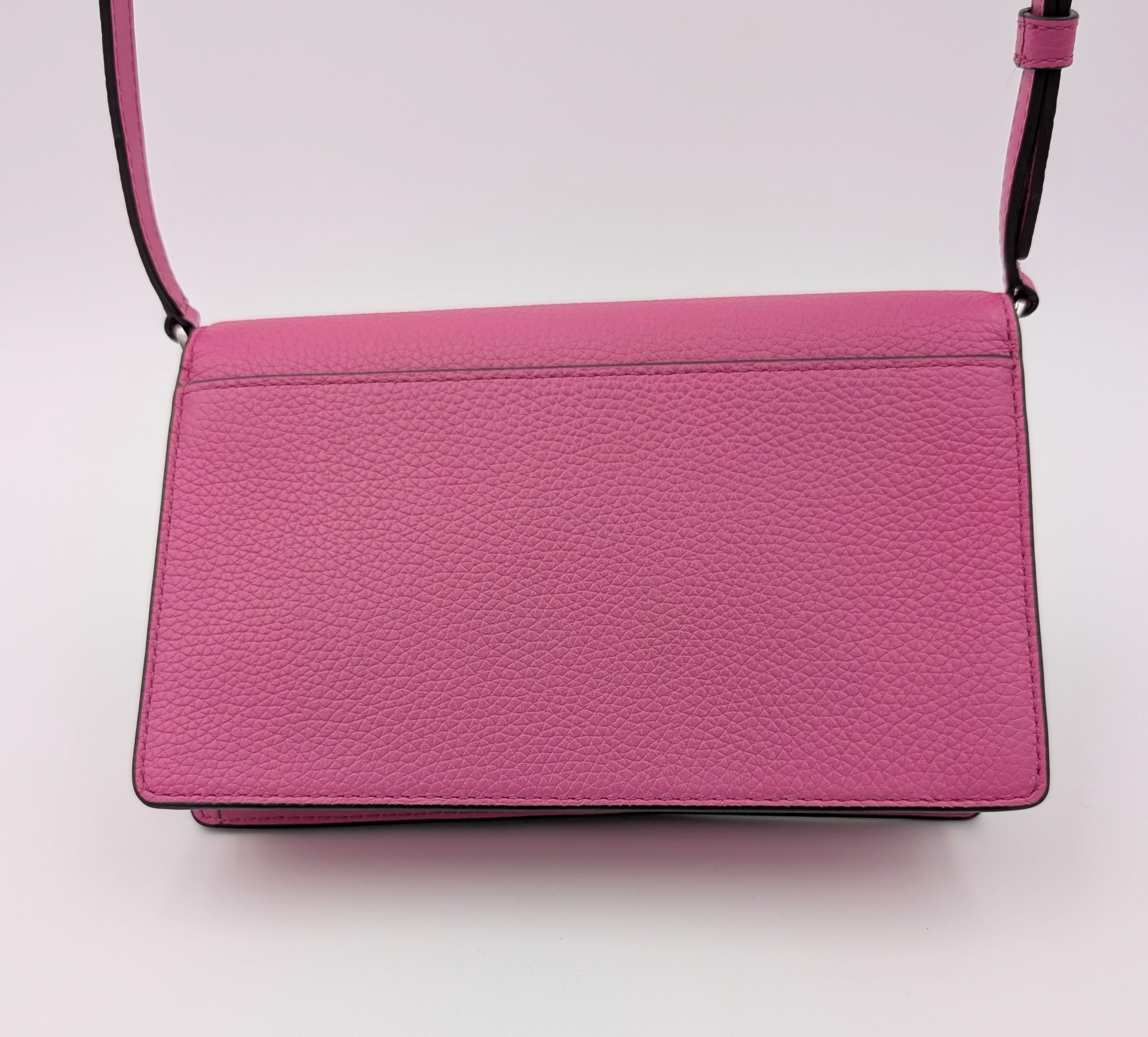 Michael Kors NWT Michael Kors Jet Set Med Flap Body Pebble Leather Pink Size ONE SIZE - 2 Thumbnail