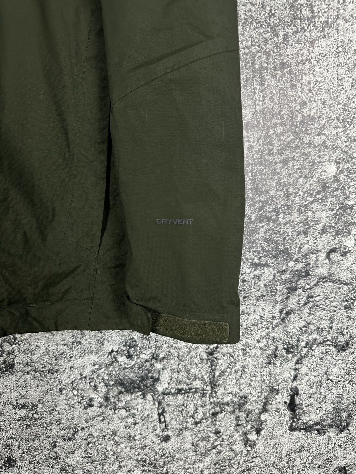 The North Face The North Face Dryvent Jacket Windbreaker Waterproof Size S Size US S / EU 44-46 / 1 - 5 Thumbnail