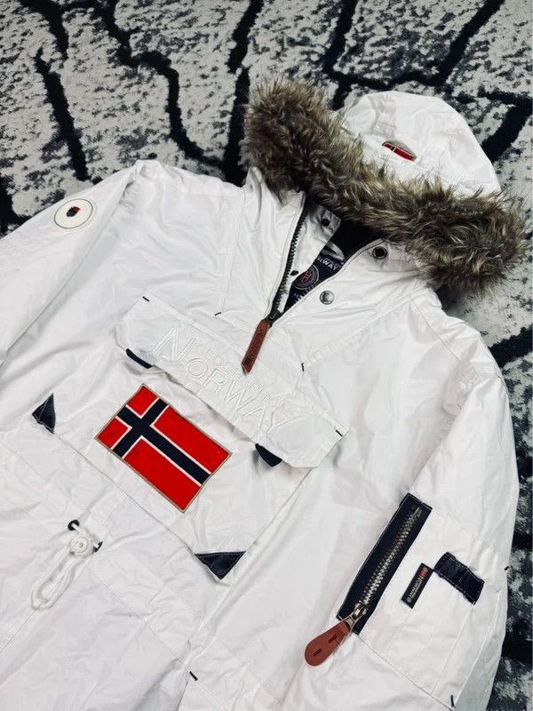 Other Geographical Norway XL winter anorak jacket white logo Size US XL / EU 56 / 4 - 3 Thumbnail