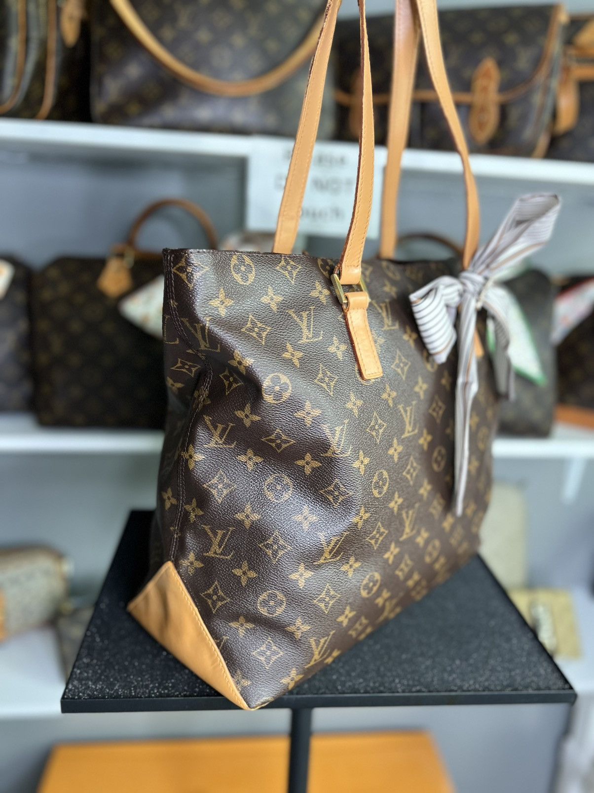 Louis Vuitton Louis Vuitton Cabas Mezzo Size ONE SIZE - 2 Thumbnail