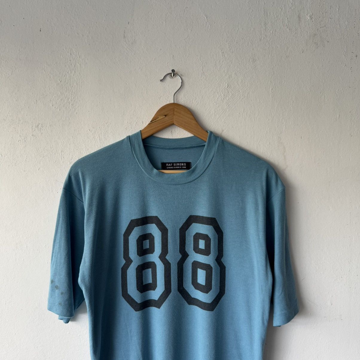 Raf Simons SS00 Raf Simons “88” Tee Size US L / EU 52-54 / 3 - 2 Thumbnail