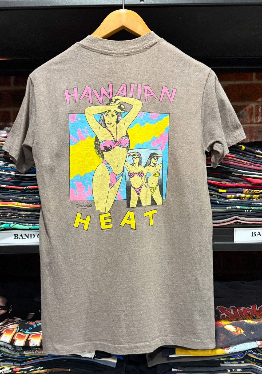 Vintage Vintage 90s Hawaiian Heat Freestyle Nekad Girl Bikini Faded Size US M / EU 48-50 / 2 - 1 Thumbnail