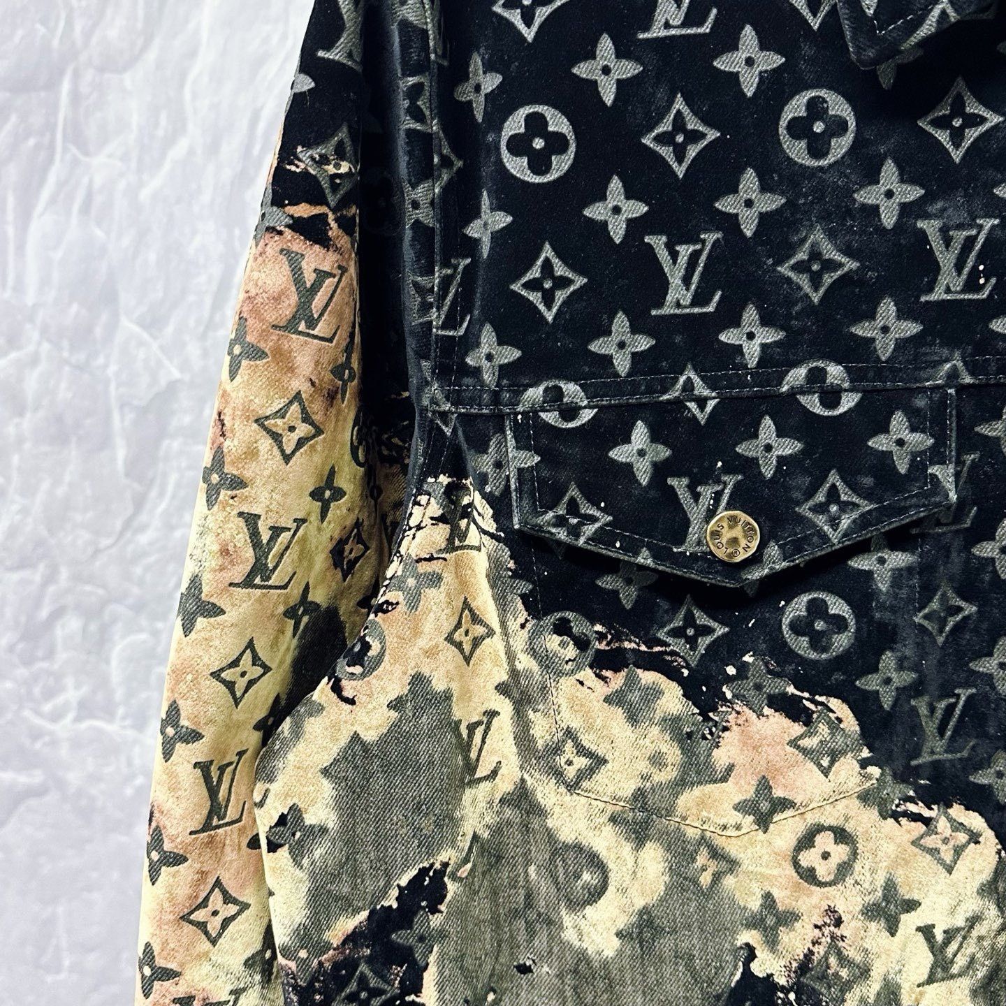 Louis Vuitton Louis Vuitton SS24 Fiery Cloud Denim Jacket Size US L / EU 52-54 / 3 - 3 Thumbnail