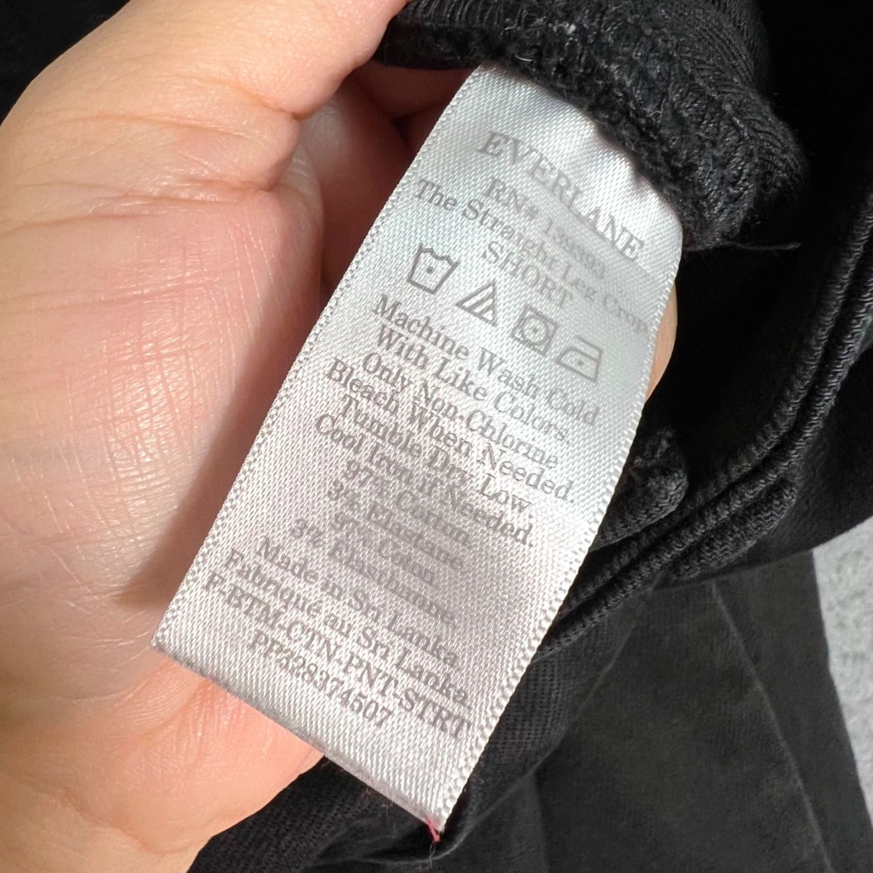 Everlane Everlane Womens 00 Black Short Straight Leg Crop Pants Size 24" / US 00 / IT 34 - 4 Thumbnail